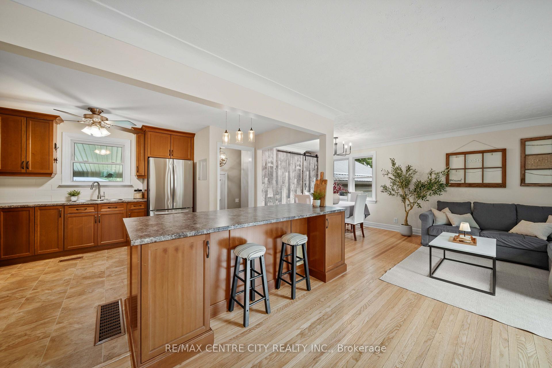 Photo 7 of 137 Centennial Avenue, Central Elgin — HOMEH