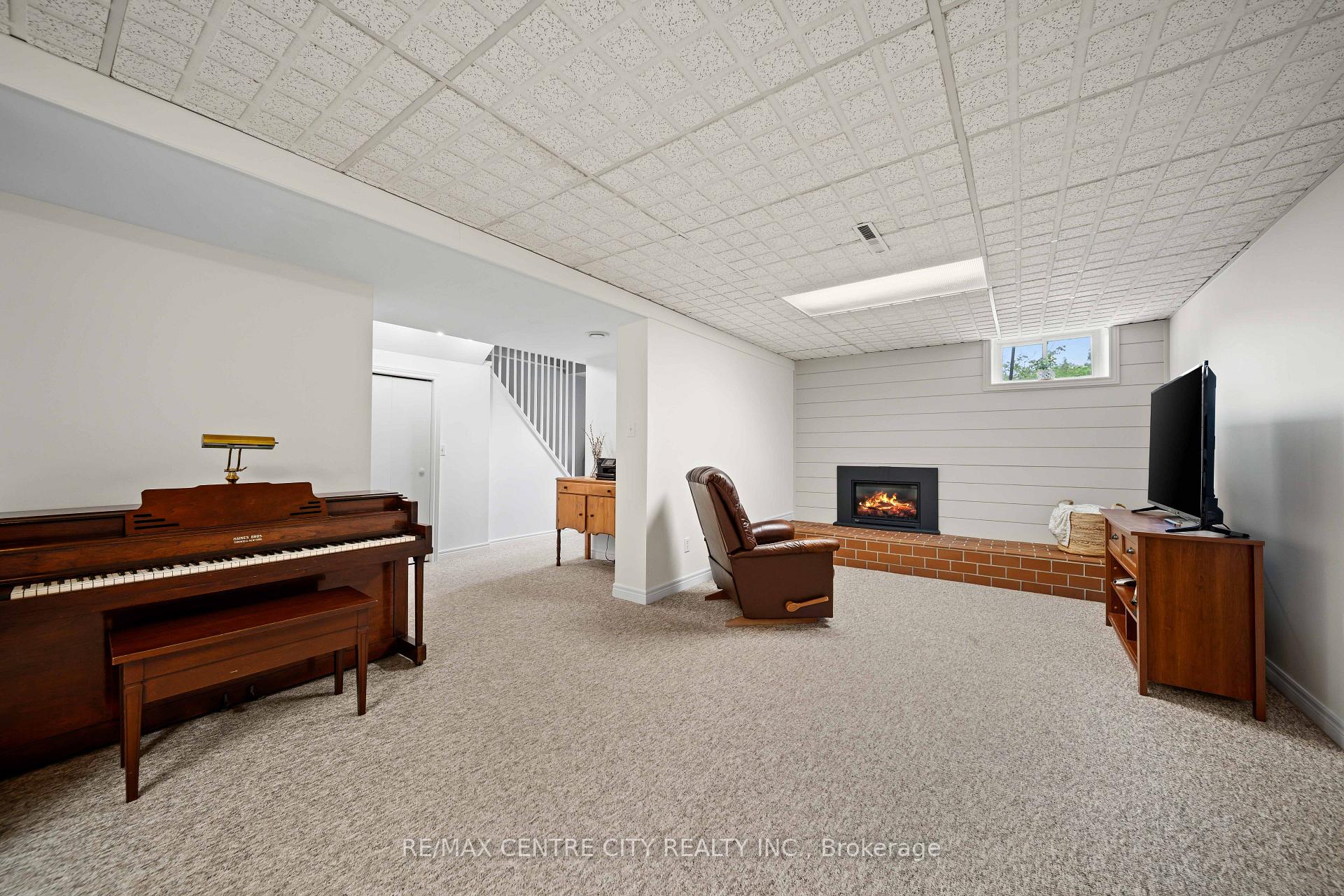 Photo 24 of 137 Centennial Avenue, Central Elgin — HOMEH