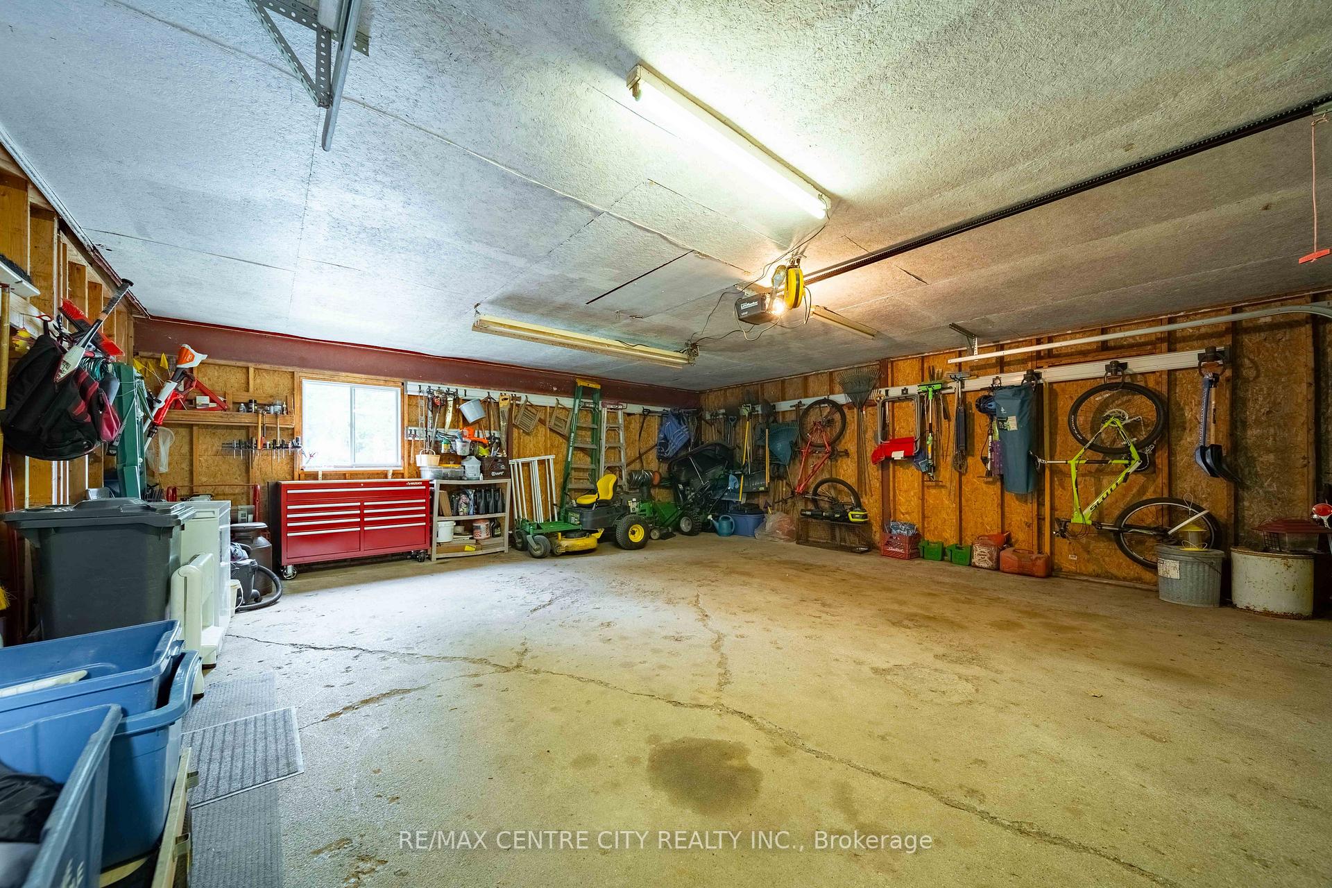 Photo 32 of 137 Centennial Avenue, Central Elgin — HOMEH