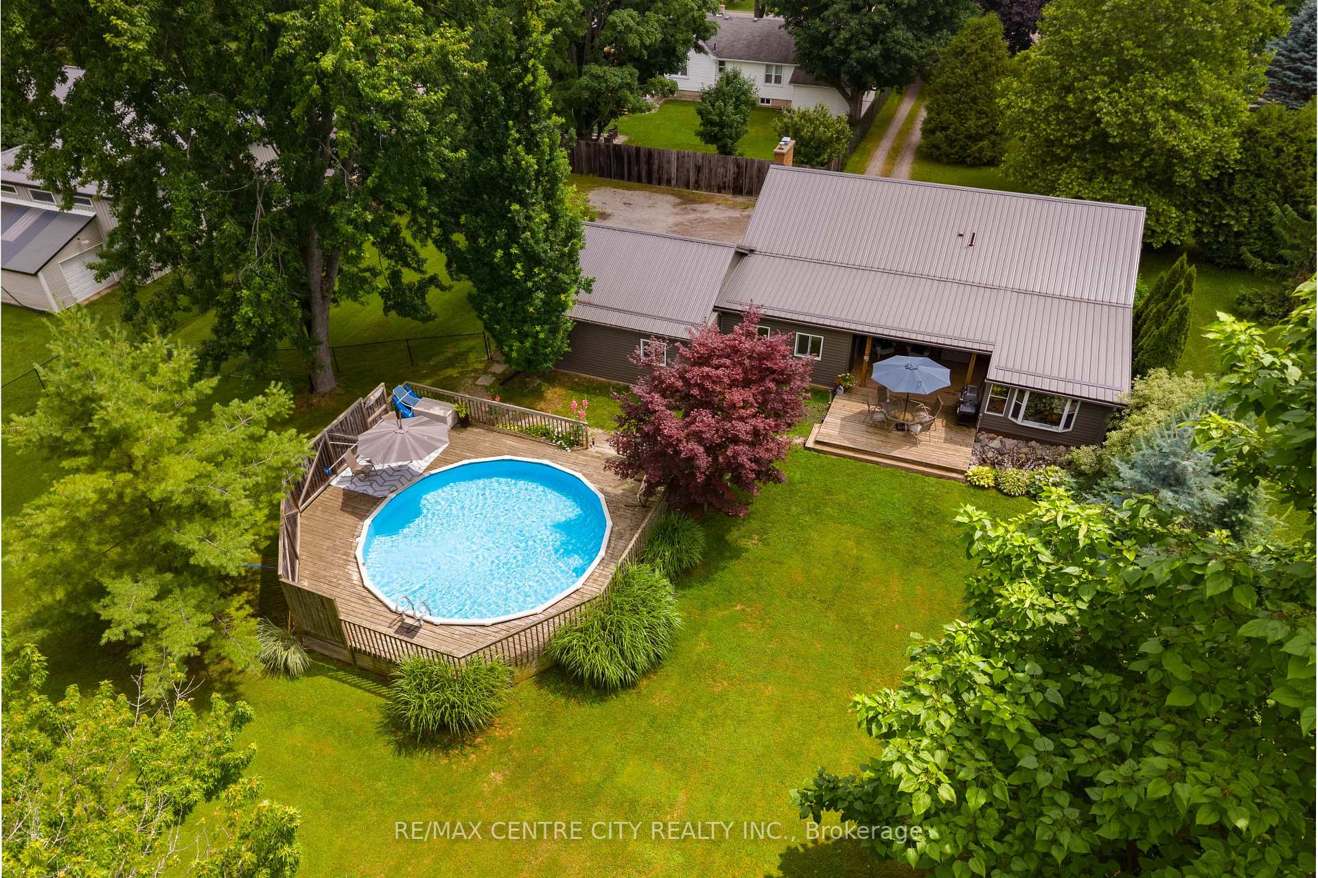 Photo 37 of 137 Centennial Avenue, Central Elgin — HOMEH