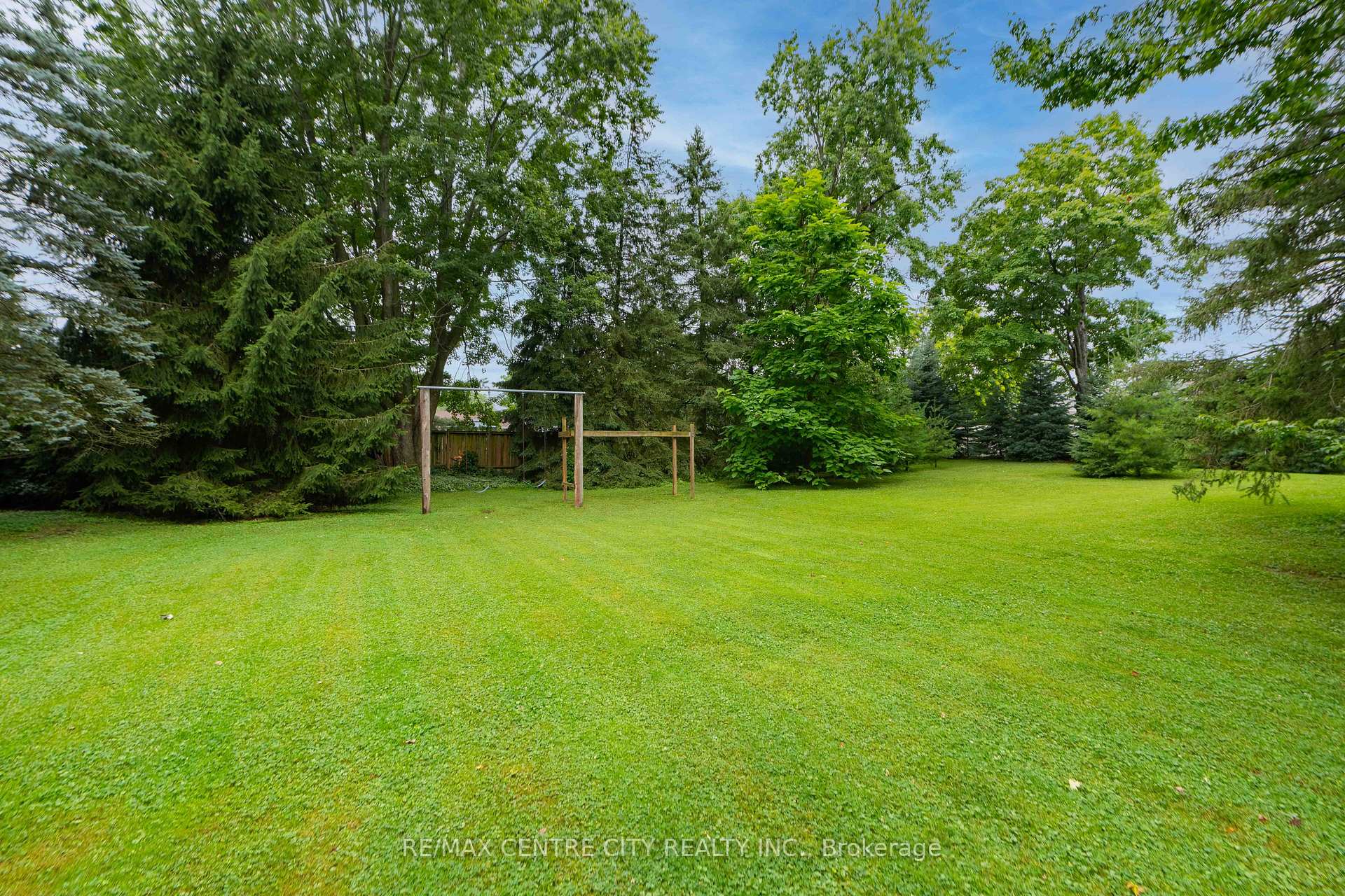Photo 44 of 137 Centennial Avenue, Central Elgin — HOMEH