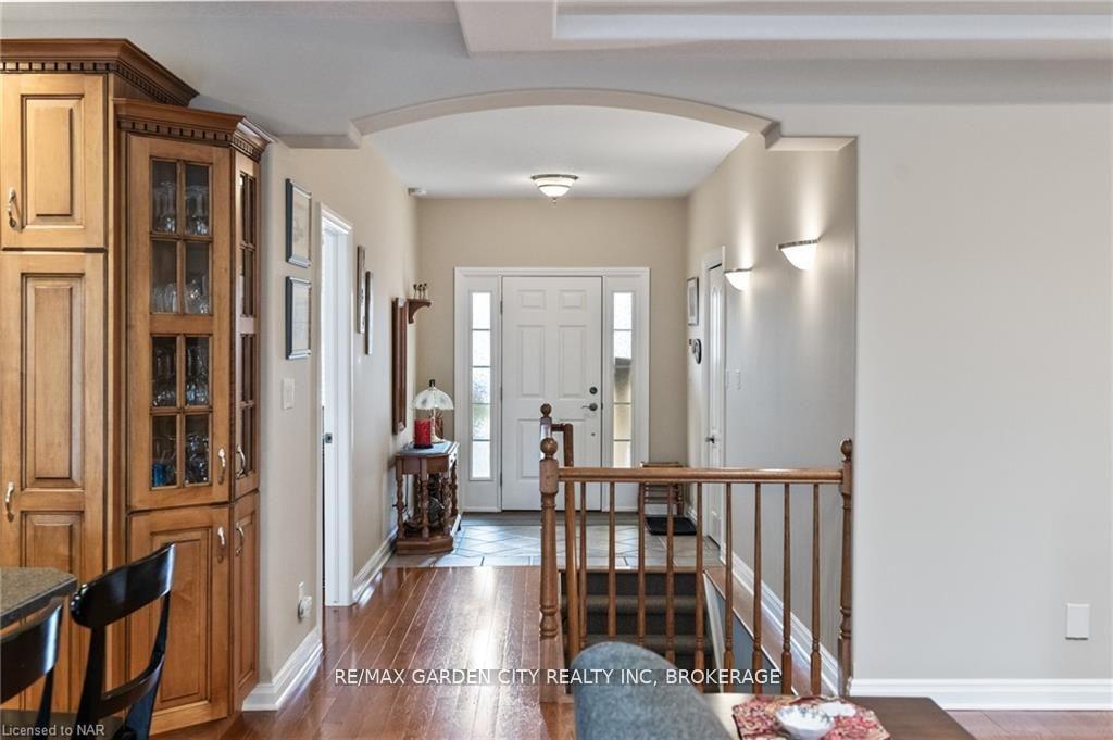 Photo 8 of 100 Thorold Road E, Welland, Prince Charles — HOMEH