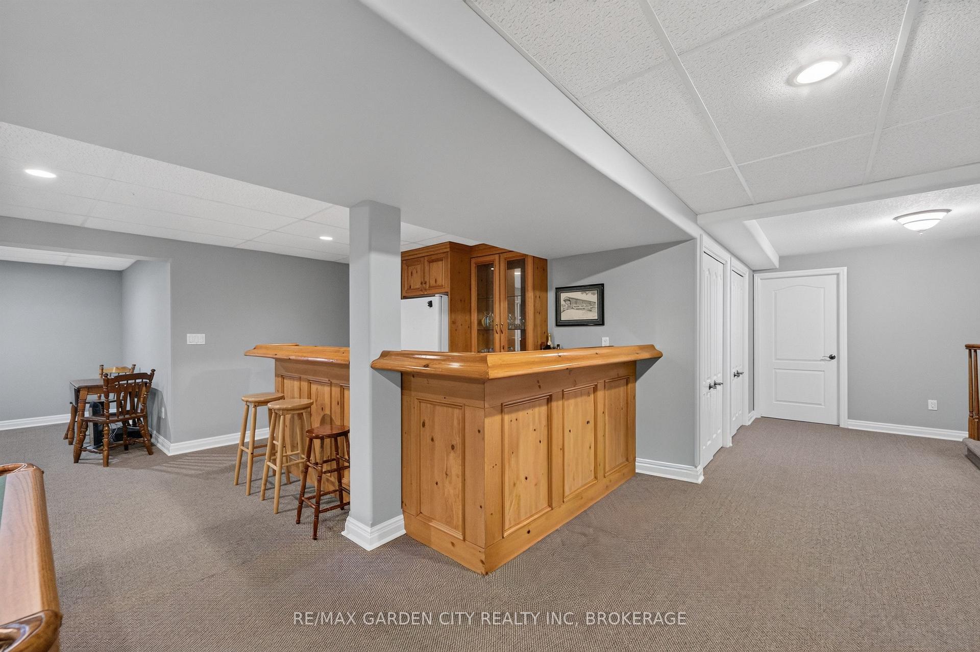 Photo 34 of 100 Thorold Road E, Welland, Prince Charles — HOMEH