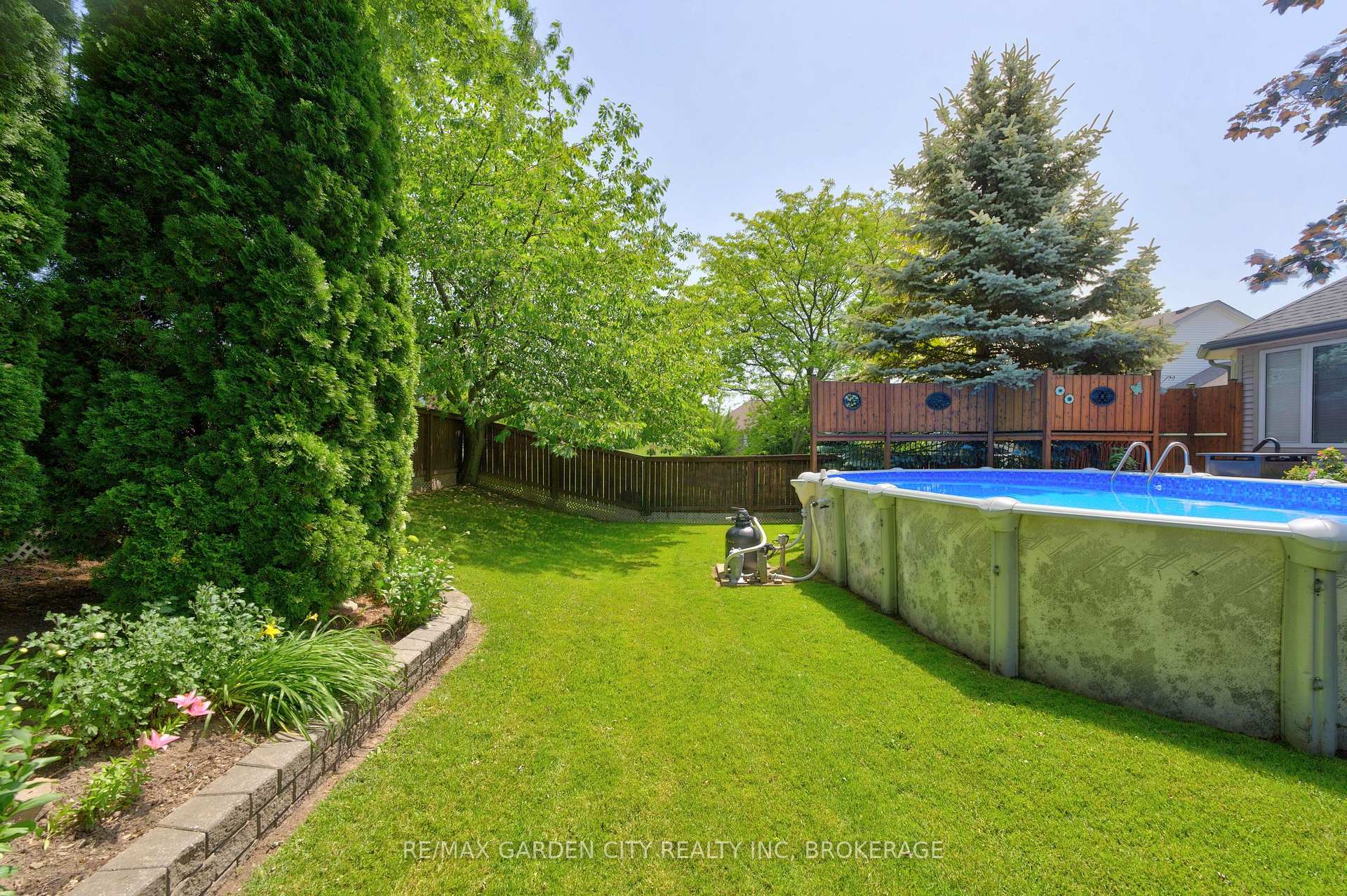 Photo 54 of 100 Thorold Road E, Welland, Prince Charles — HOMEH