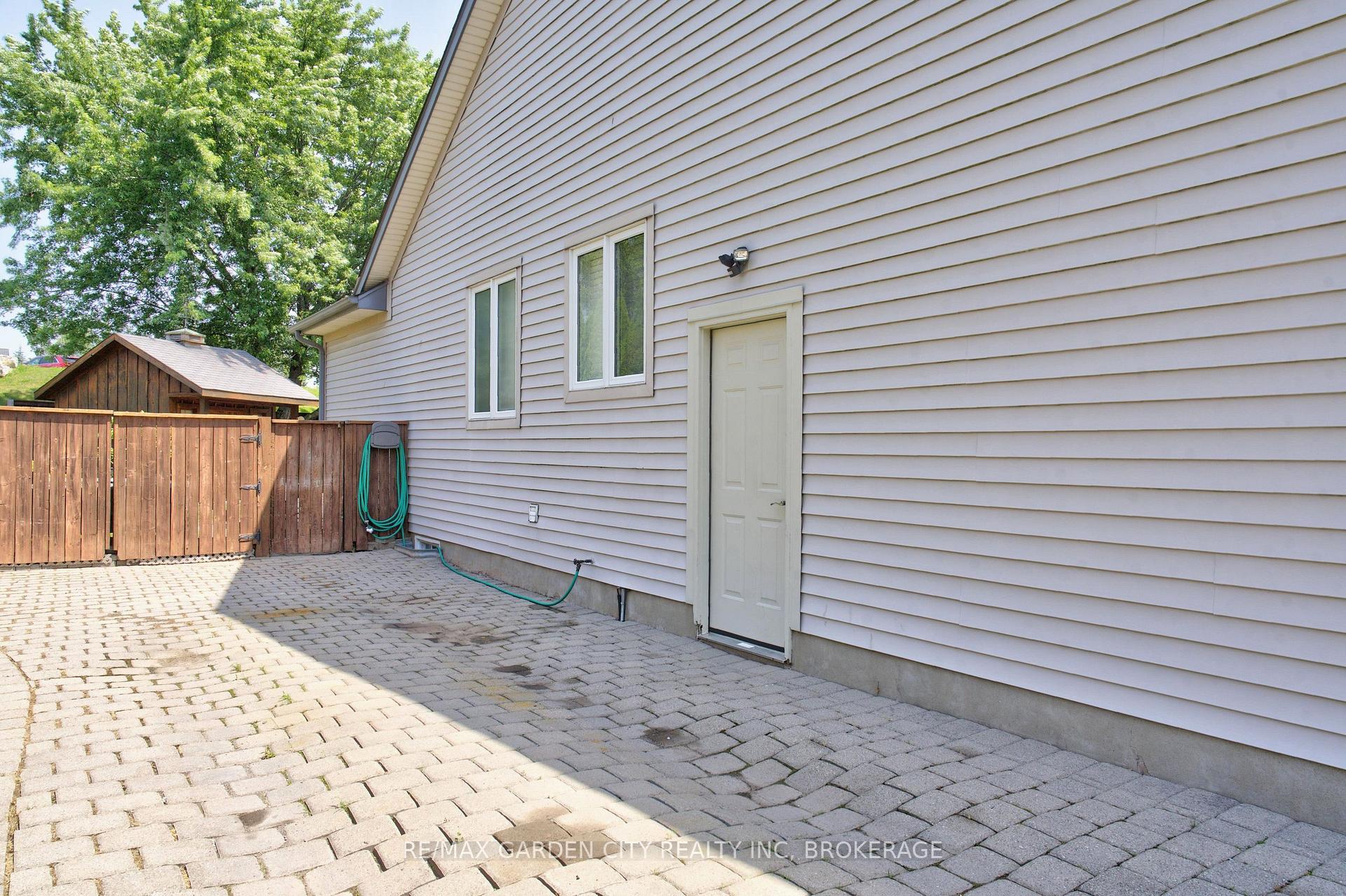 Photo 59 of 100 Thorold Road E, Welland, Prince Charles — HOMEH