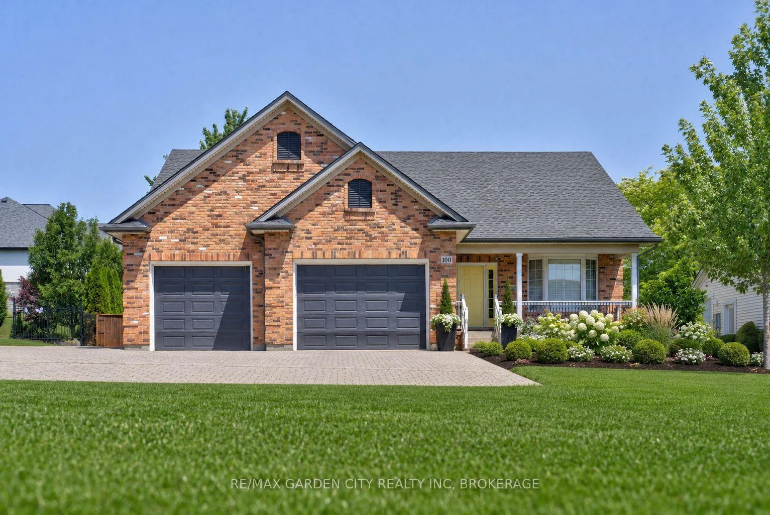 Photo 2 of 100 Thorold Road E, Welland, Prince Charles — HOMEH