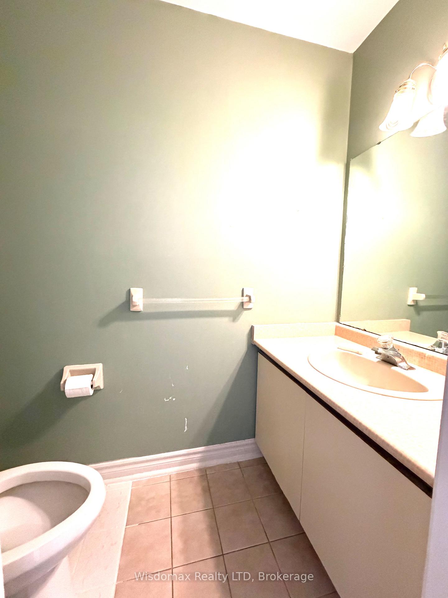Photo 12 of 1 Crysler Crescent, Thorold, Confederation Heights — HOMEH
