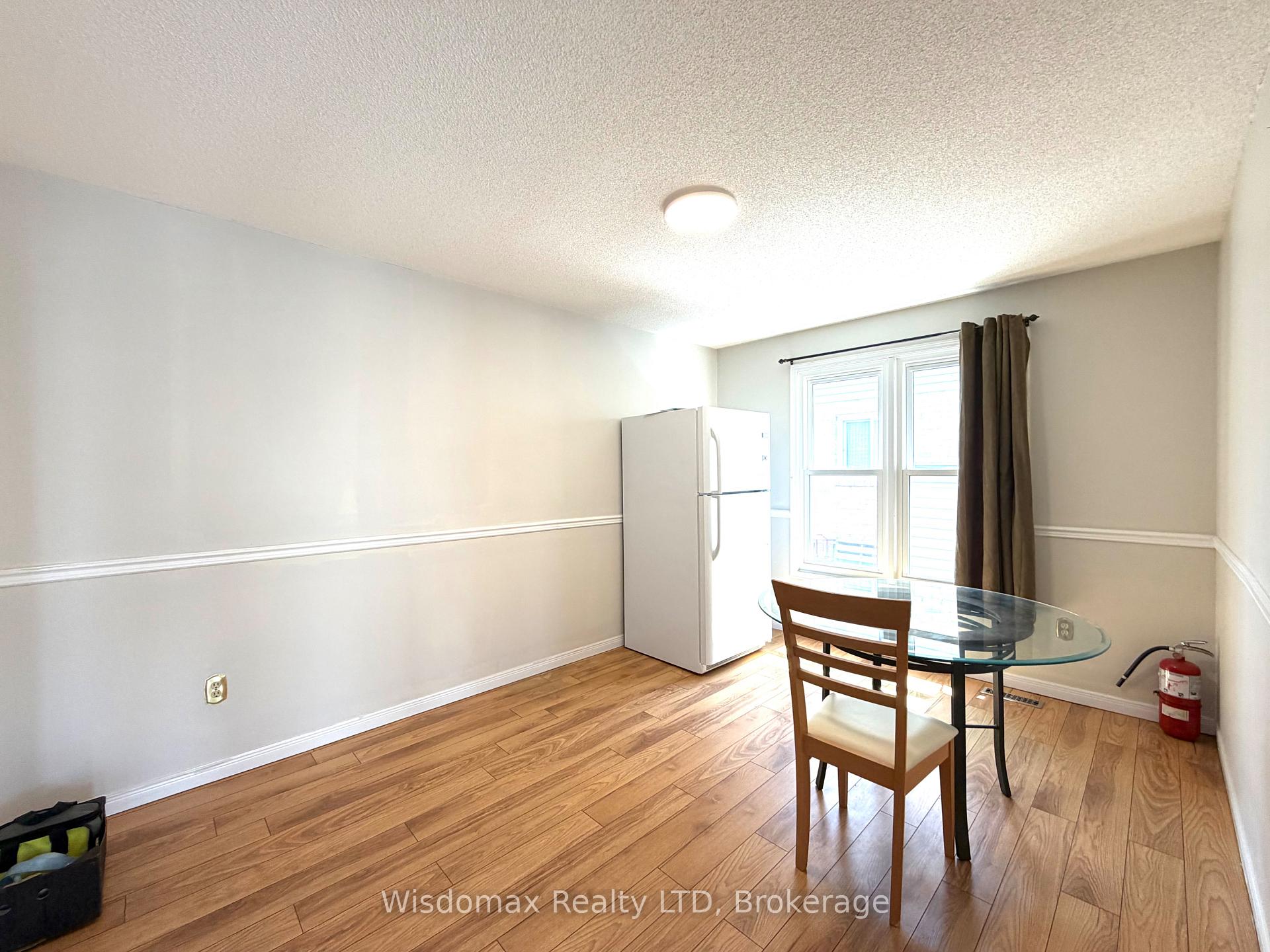 Photo 14 of 1 Crysler Crescent, Thorold, Confederation Heights — HOMEH