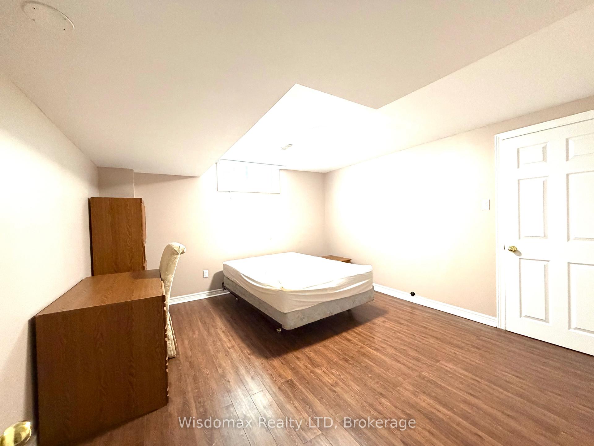 Photo 31 of 1 Crysler Crescent, Thorold, Confederation Heights — HOMEH