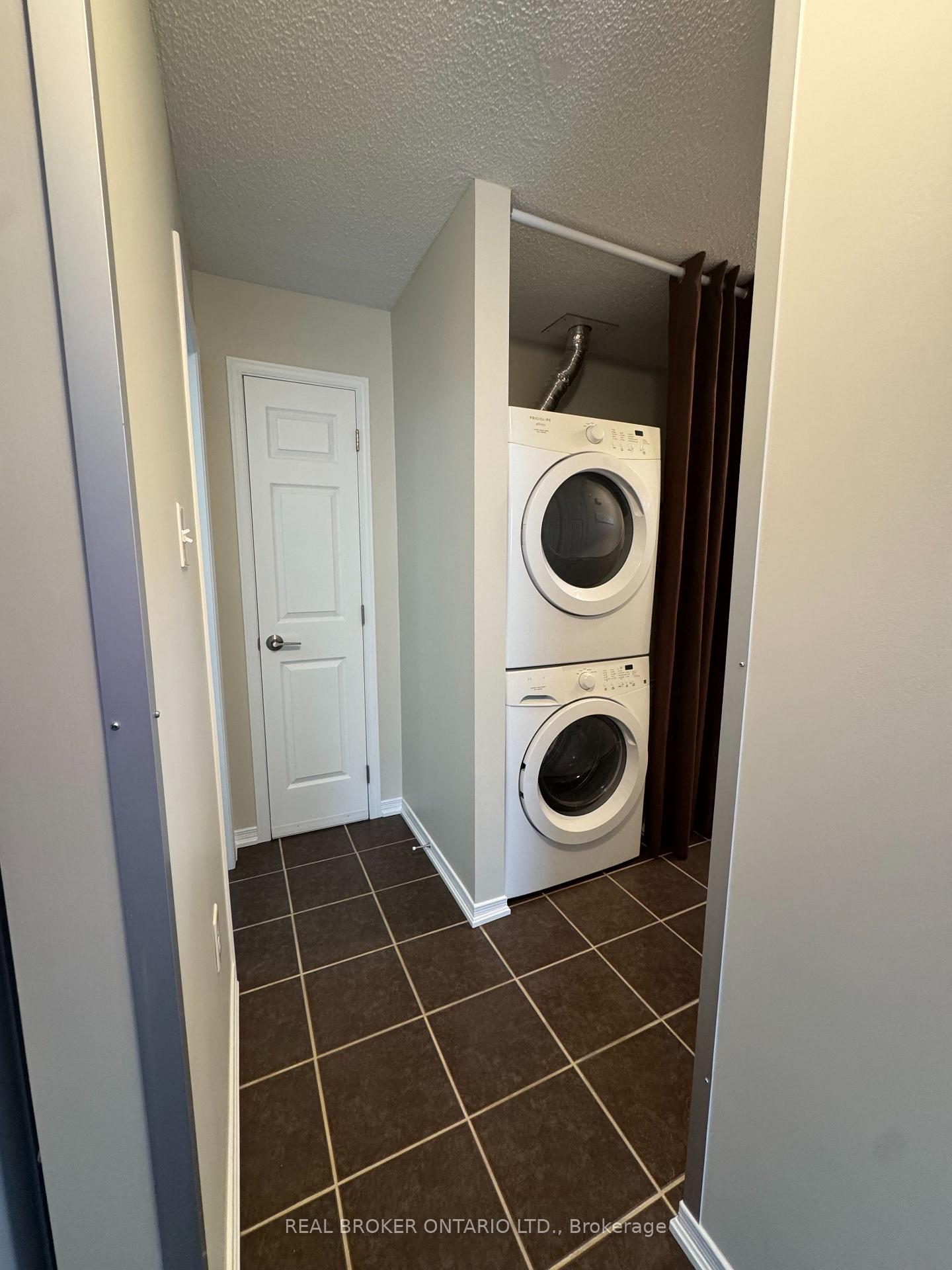 Photo 9 of Unit 5, 5 Sawmill Road, Barrie, Ardagh — HOMEH