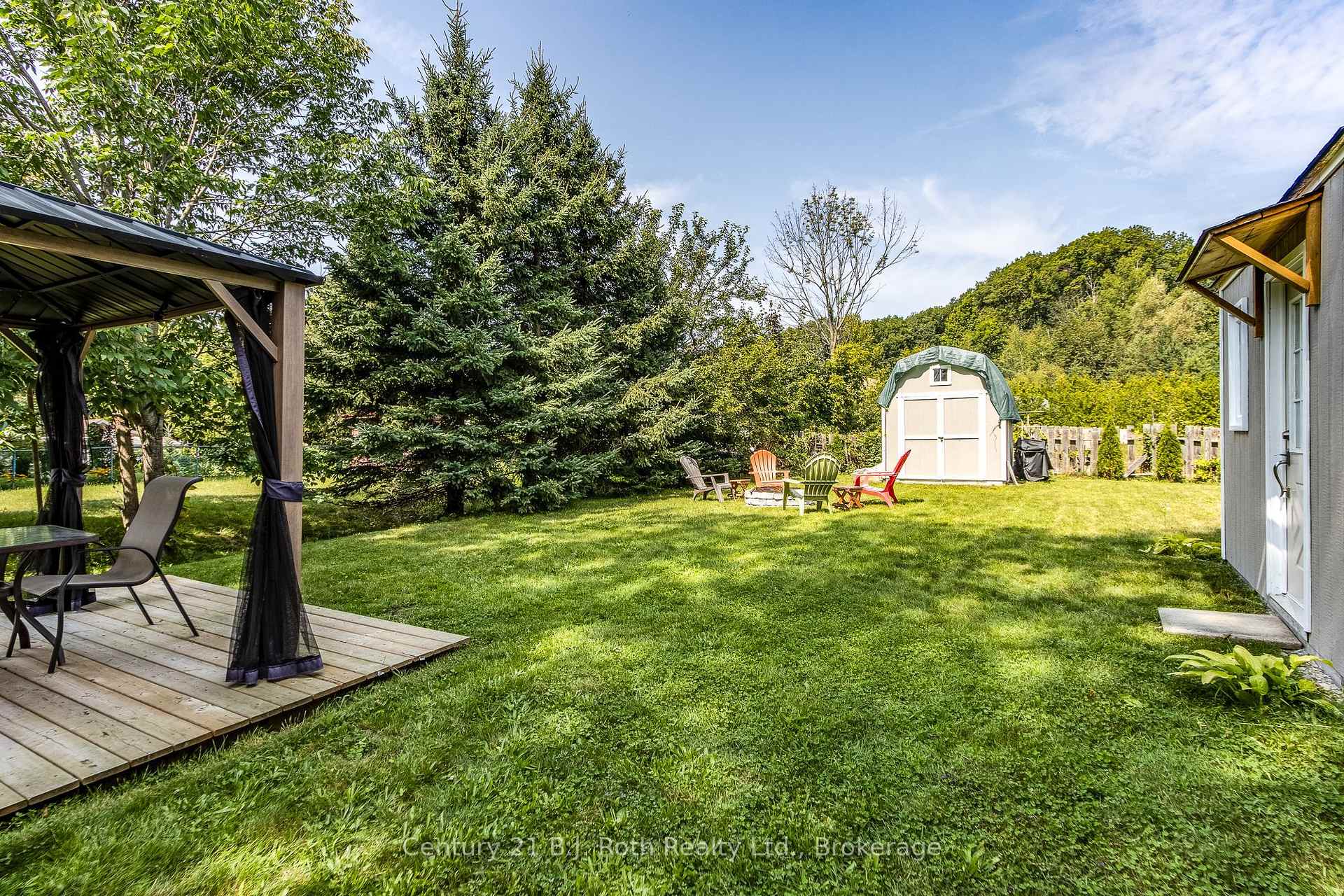 Photo 15 of 8 Arbor Road, Tiny, Rural Tiny — HOMEH