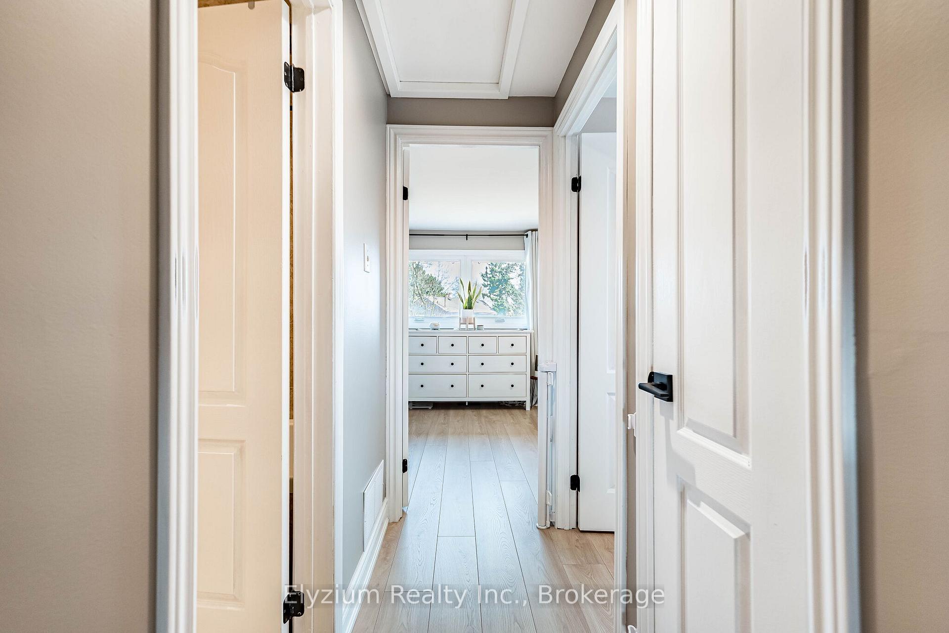 Photo 19 of 6953 Cherbourg Gardens, Mississauga, Meadowvale — HOMEH