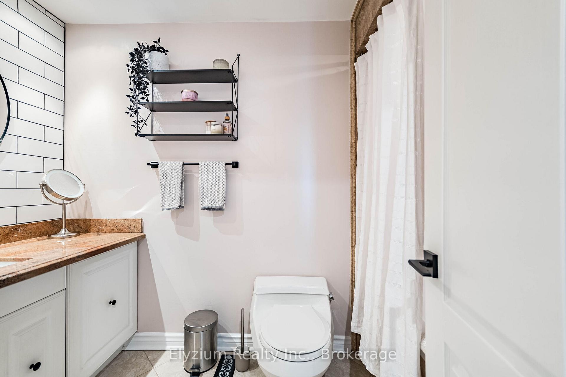 Photo 26 of 6953 Cherbourg Gardens, Mississauga, Meadowvale — HOMEH