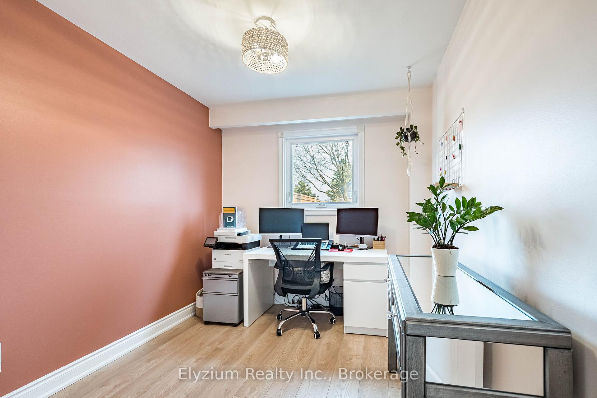 Photo 33 of 6953 Cherbourg Gardens, Mississauga, Meadowvale — HOMEH
