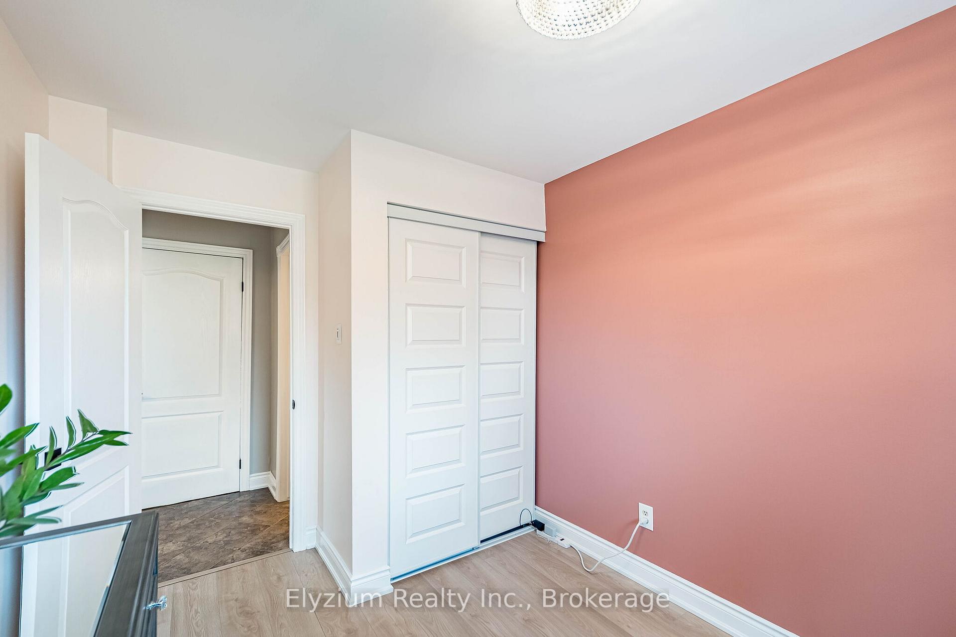 Photo 34 of 6953 Cherbourg Gardens, Mississauga, Meadowvale — HOMEH