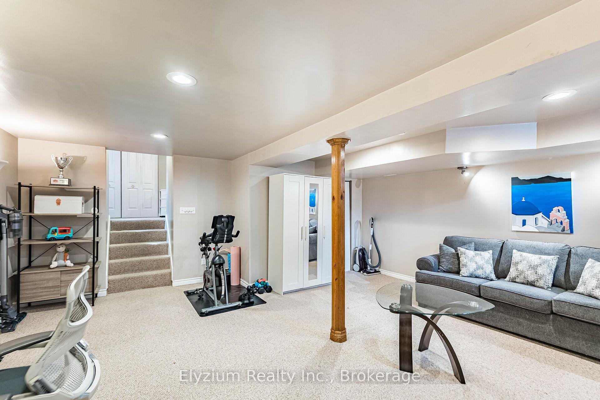 Photo 38 of 6953 Cherbourg Gardens, Mississauga, Meadowvale — HOMEH