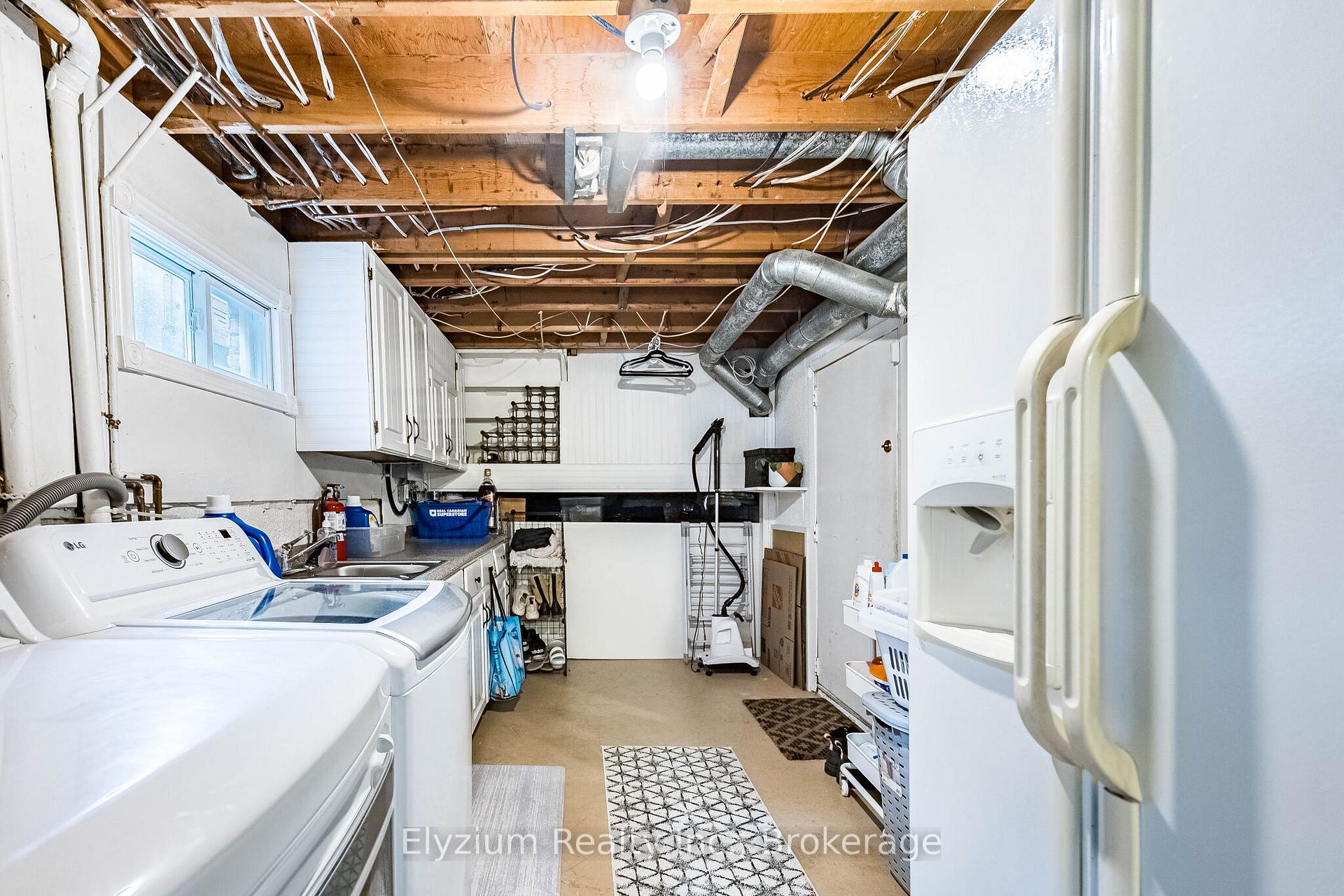 Photo 40 of 6953 Cherbourg Gardens, Mississauga, Meadowvale — HOMEH