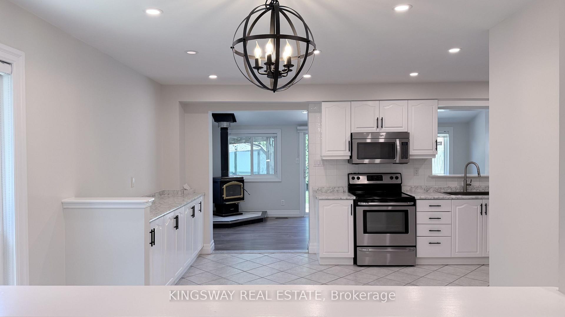 Photo 7 of 3123 Bartholomew Crescent, Mississauga, Meadowvale — HOMEH