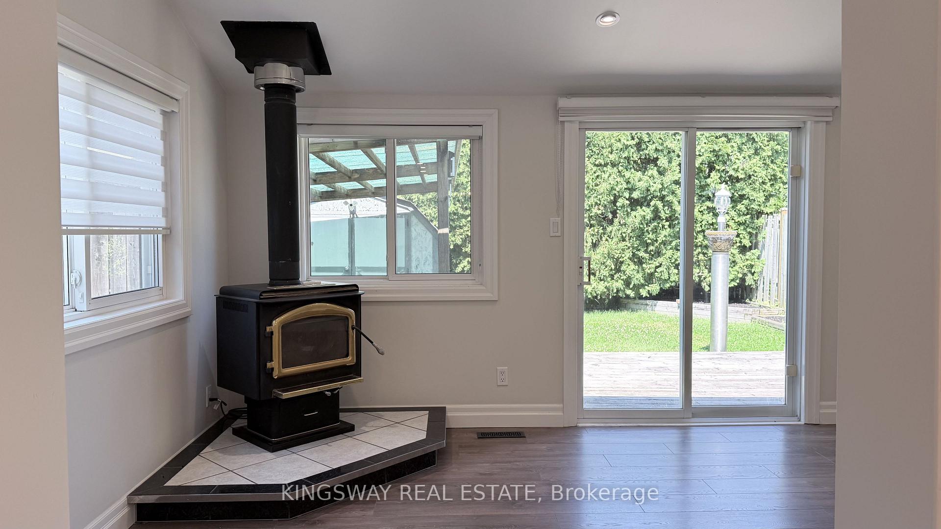 Photo 12 of 3123 Bartholomew Crescent, Mississauga, Meadowvale — HOMEH