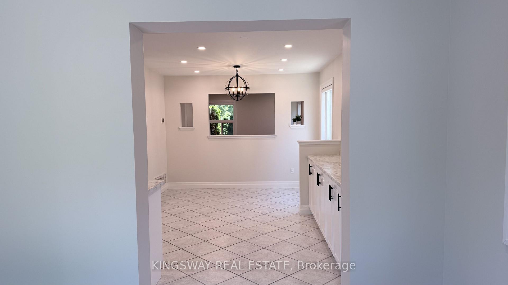 Photo 15 of 3123 Bartholomew Crescent, Mississauga, Meadowvale — HOMEH