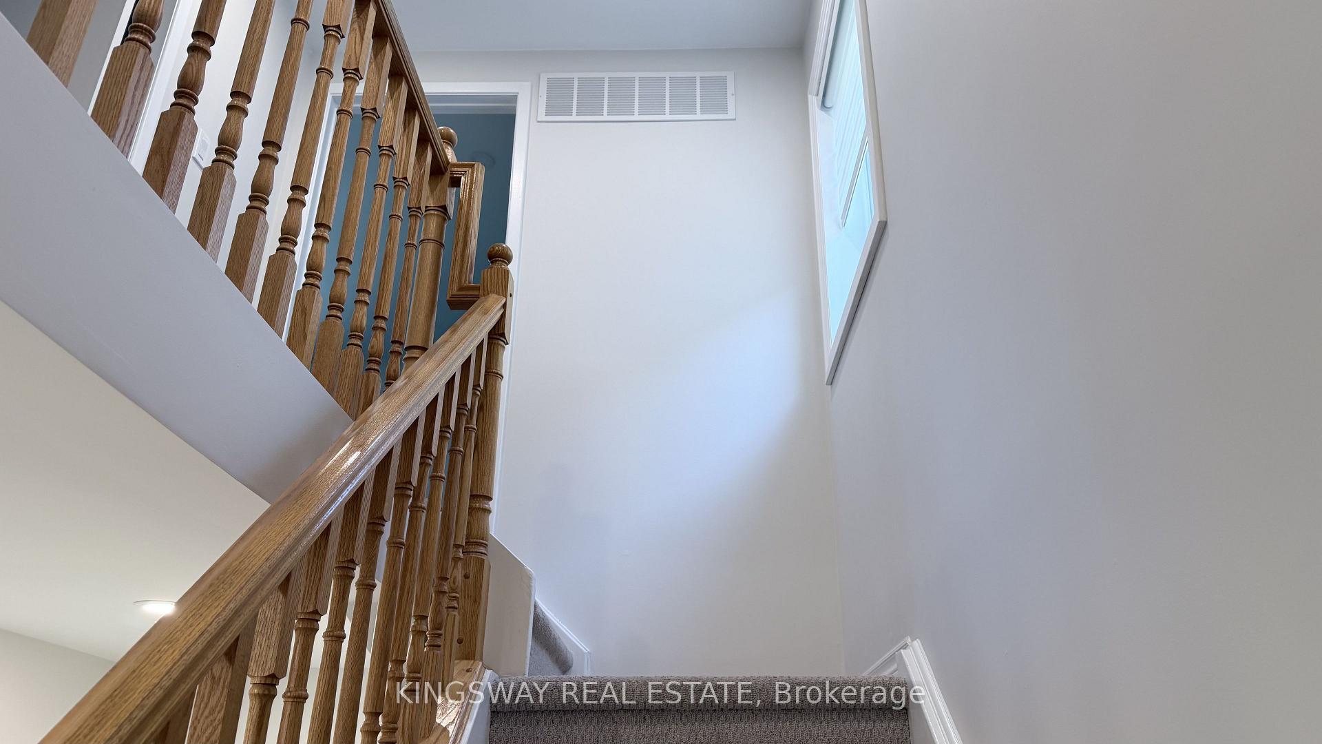 Photo 17 of 3123 Bartholomew Crescent, Mississauga, Meadowvale — HOMEH