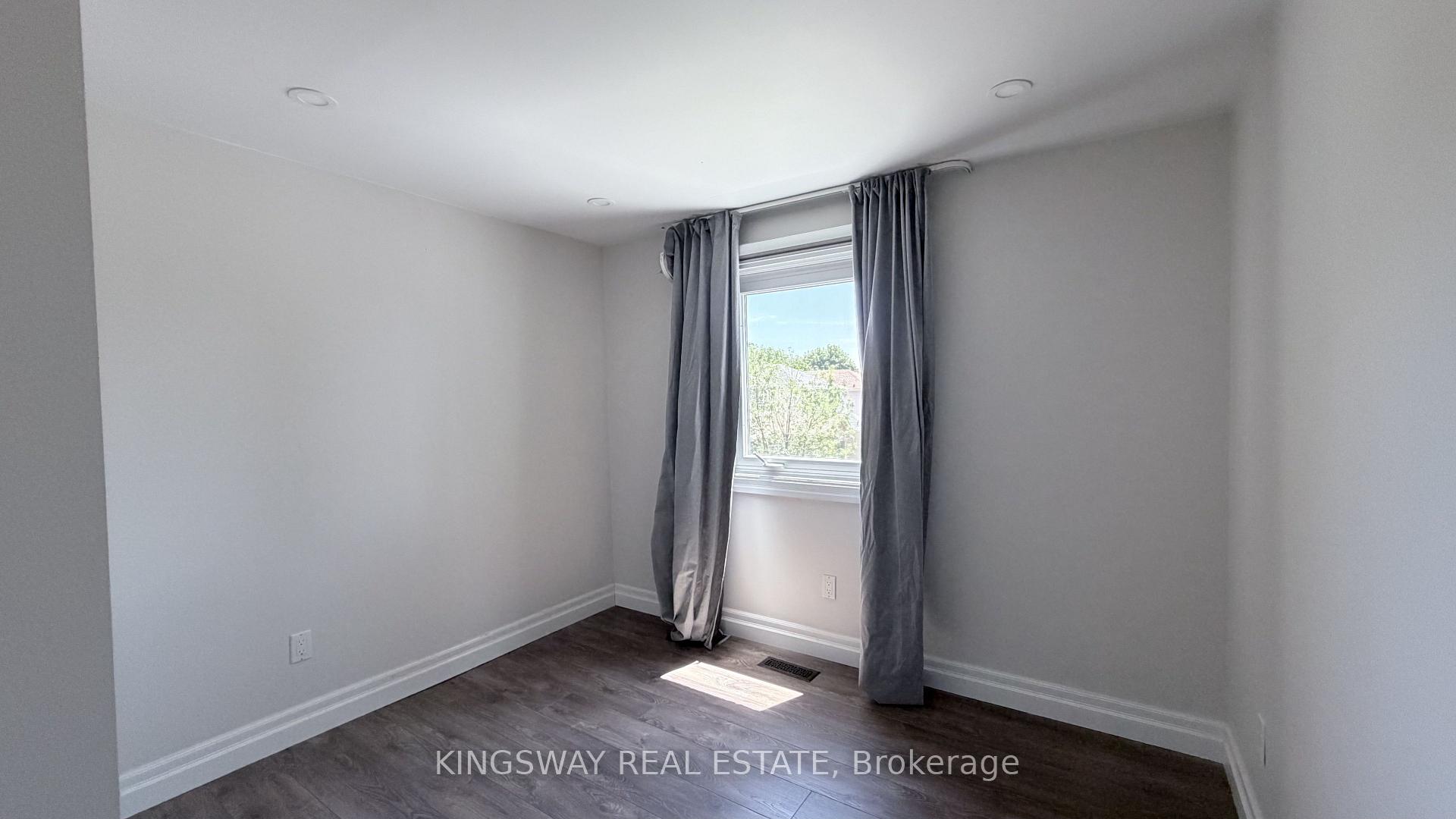 Photo 24 of 3123 Bartholomew Crescent, Mississauga, Meadowvale — HOMEH