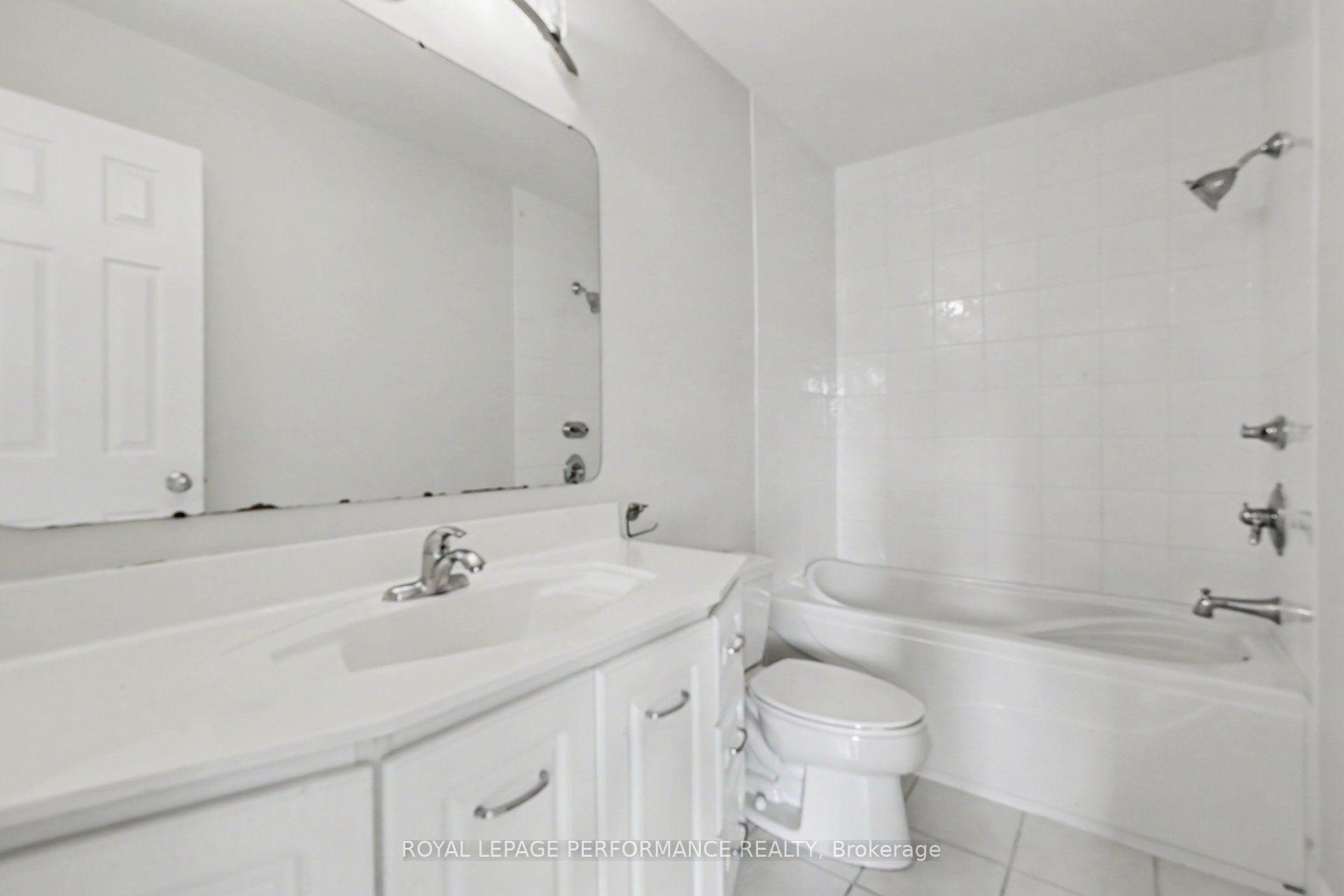 Photo 17 of 8 Southport Drive, Ottawa, Hunt Club Park/Greenboro — HOMEH