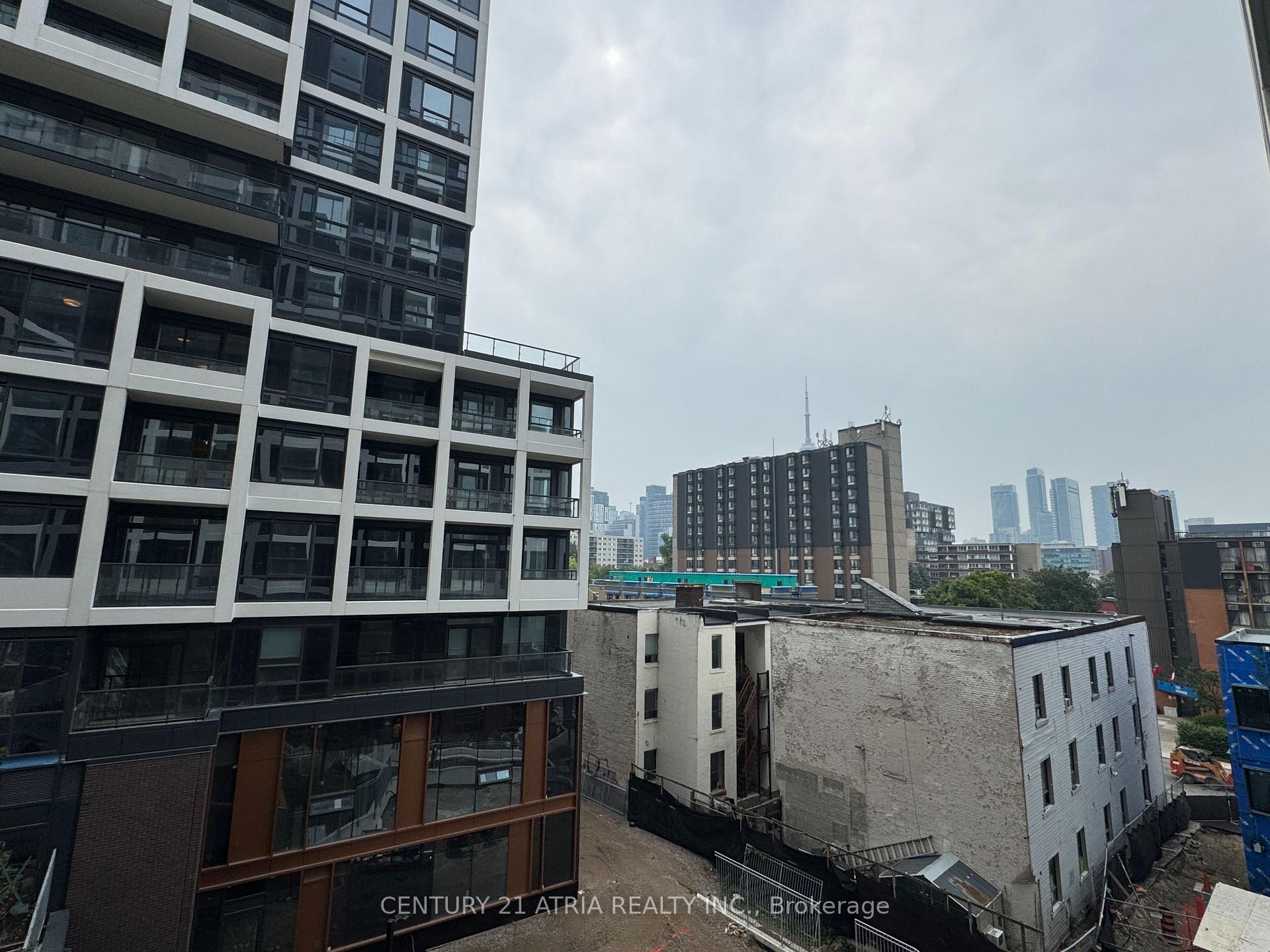 Photo 7 of Unit 402, 115 Denison Avenue, Toronto, Kensington-Chinatown — HOMEH