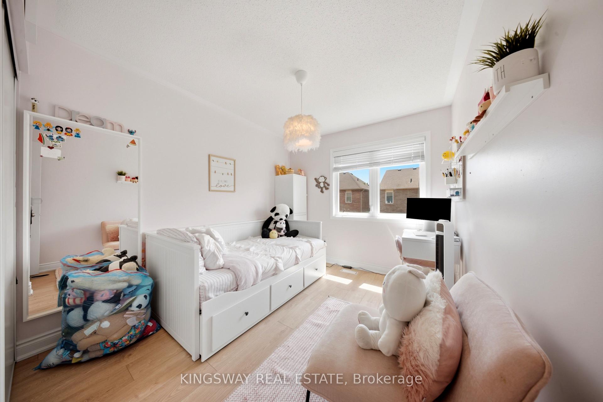 Photo 12 of 1032 Diefenbaker Street, Milton, Willmott — HOMEH