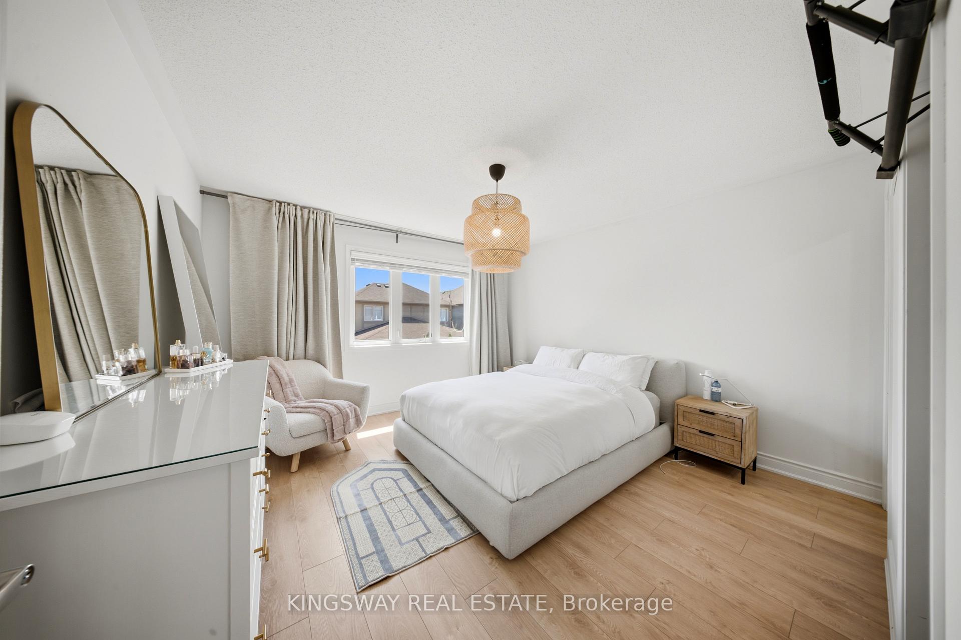 Photo 14 of 1032 Diefenbaker Street, Milton, Willmott — HOMEH