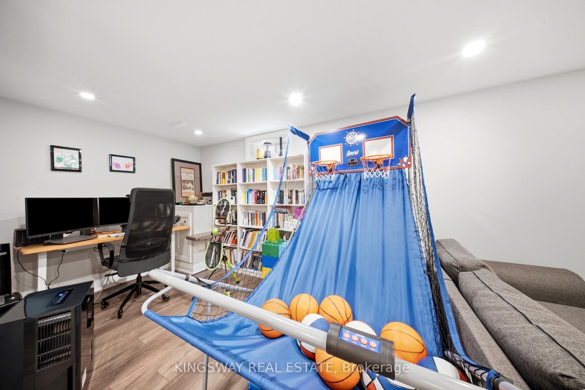 Photo 23 of 1032 Diefenbaker Street, Milton, Willmott — HOMEH