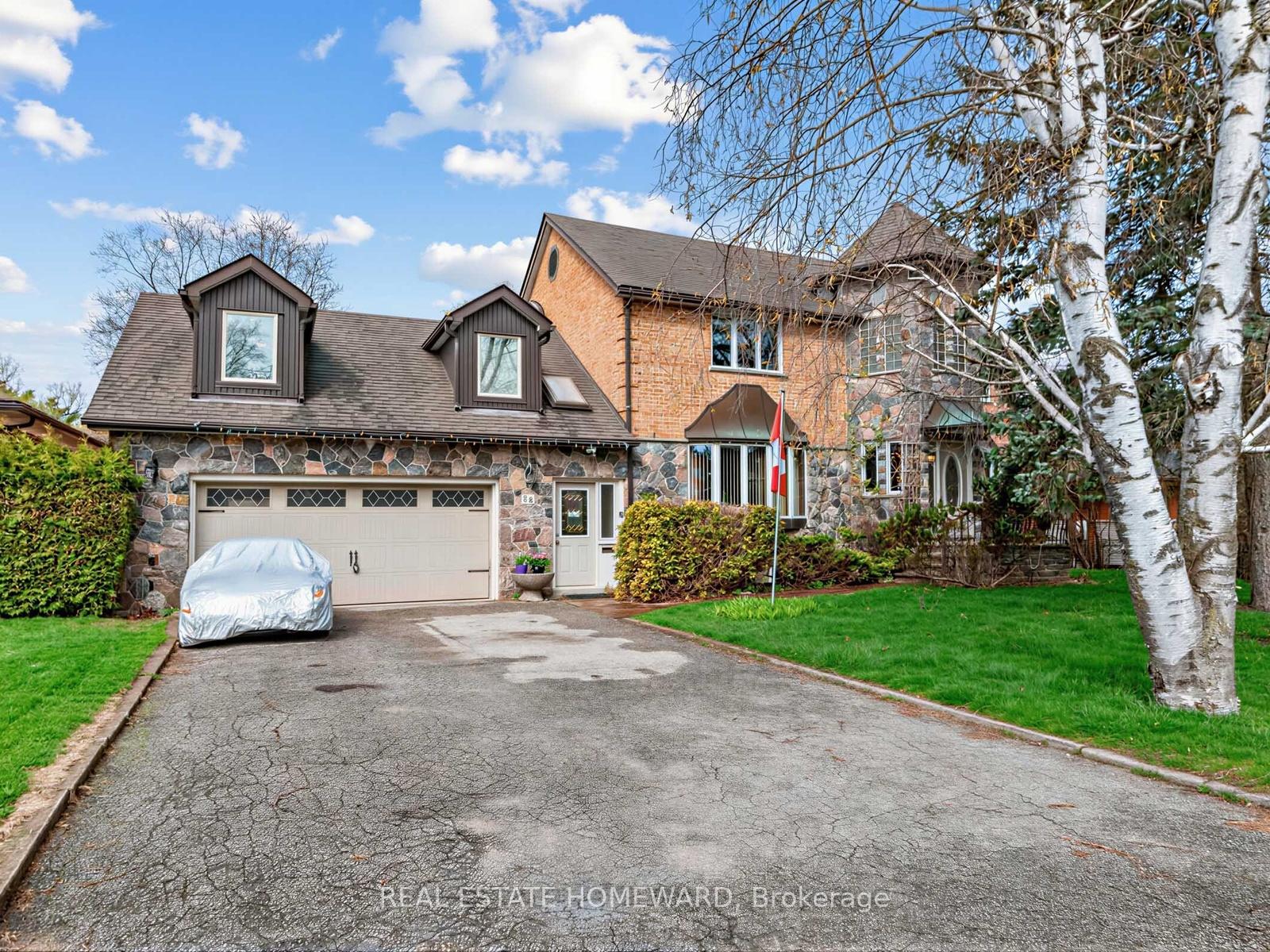 Photo 3 of 38 Centennial Road, Scarborough, Centennial Scarborough — HOMEH