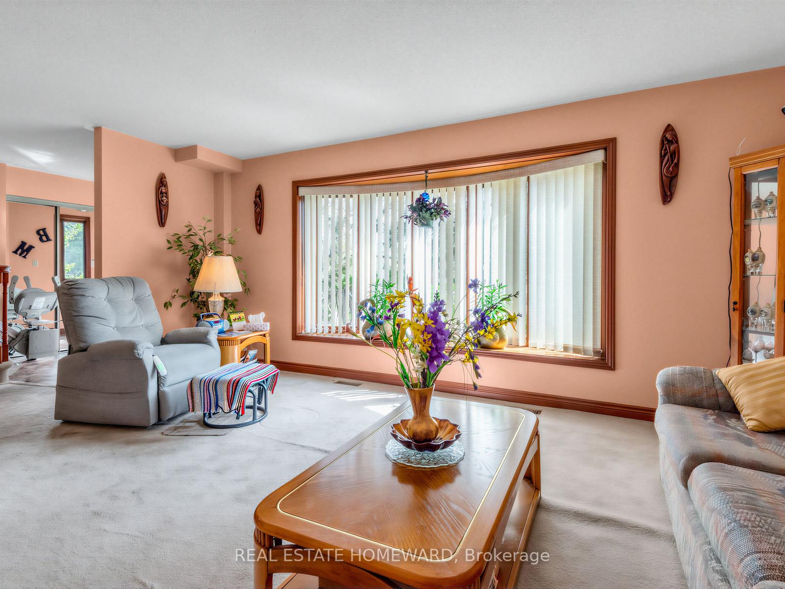 Photo 8 of 38 Centennial Road, Scarborough, Centennial Scarborough — HOMEH