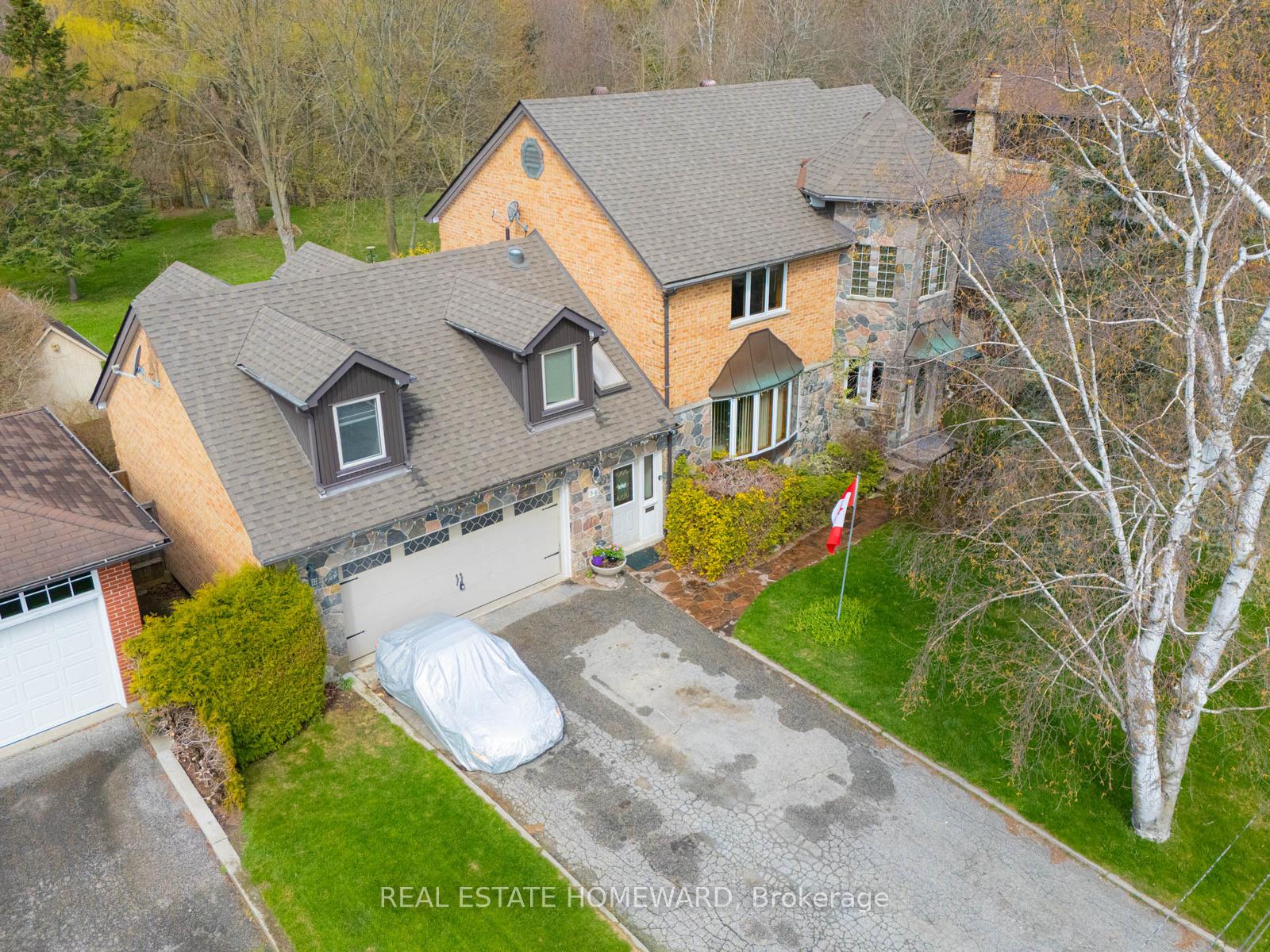Photo 33 of 38 Centennial Road, Scarborough, Centennial Scarborough — HOMEH