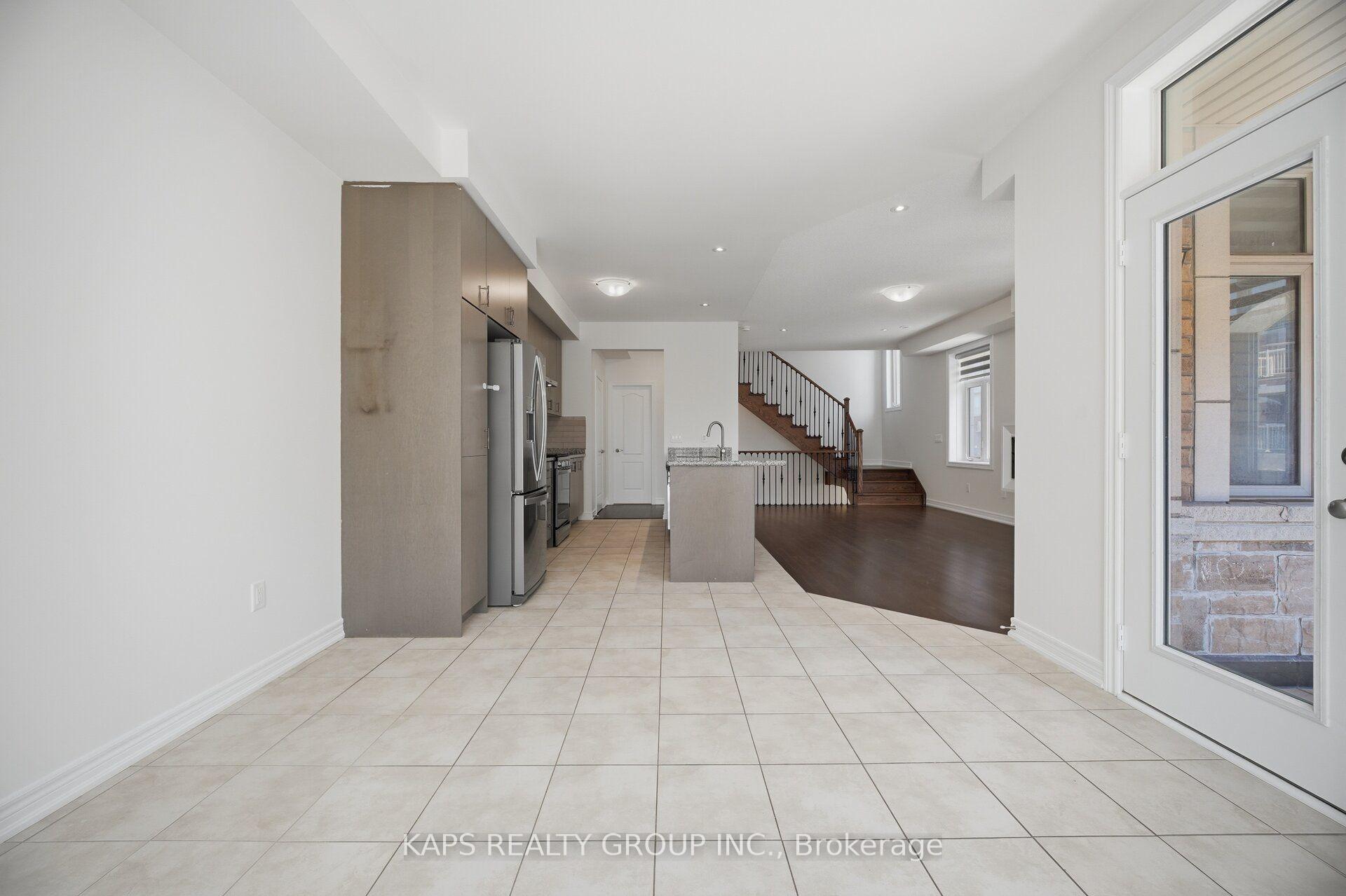 Photo 23 of 497 Manhattan Common, Oakville, Joshua Meadows — HOMEH