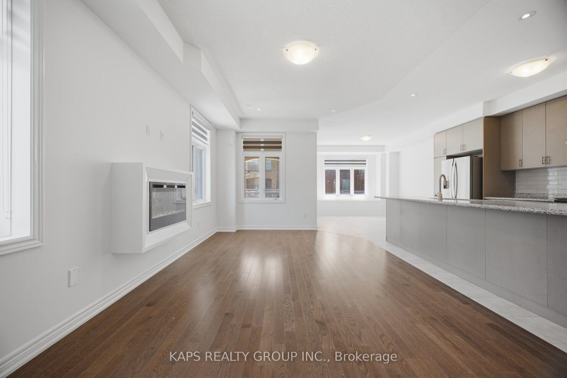 Photo 24 of 497 Manhattan Common, Oakville, Joshua Meadows — HOMEH