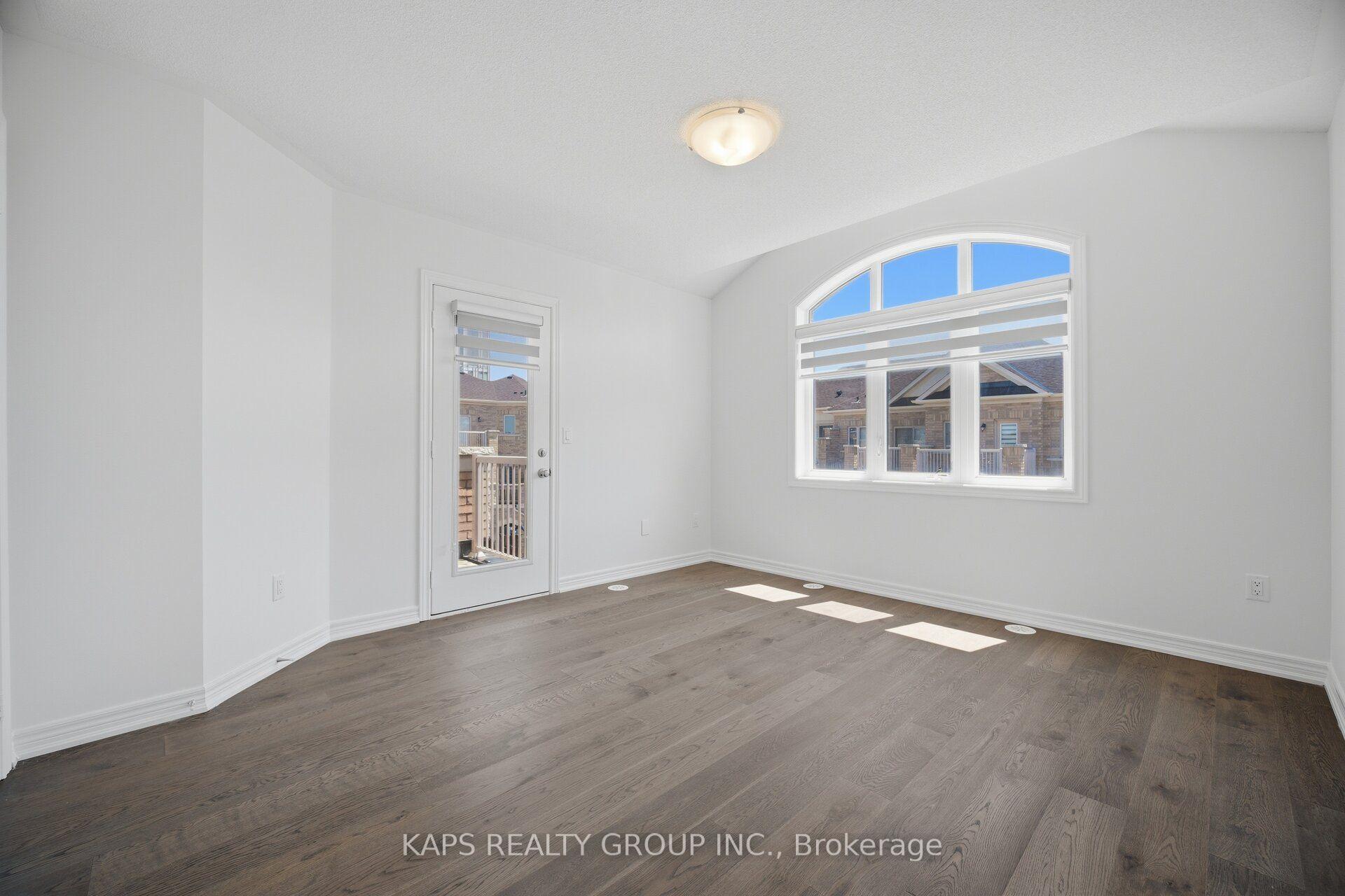 Photo 31 of 497 Manhattan Common, Oakville, Joshua Meadows — HOMEH