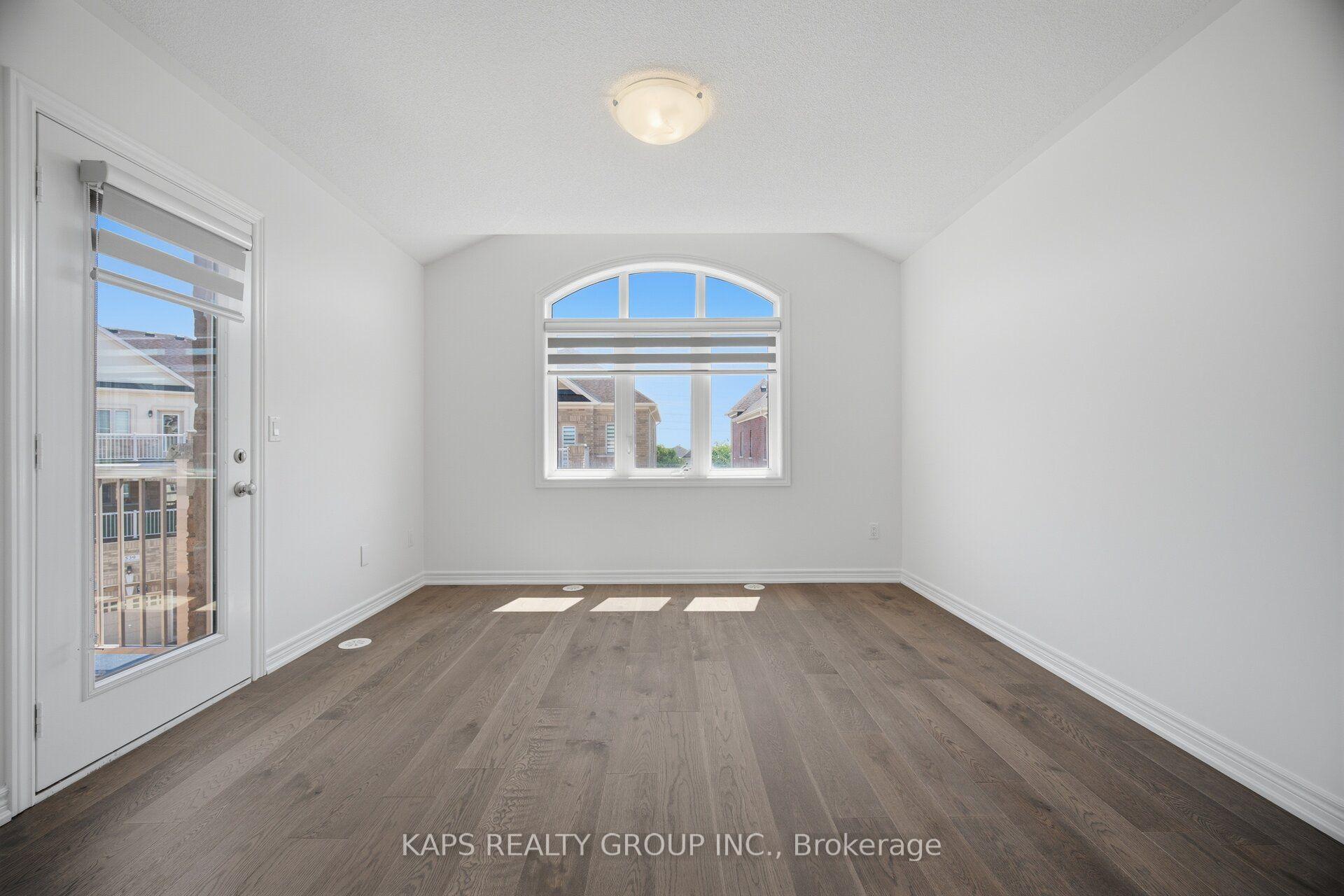 Photo 32 of 497 Manhattan Common, Oakville, Joshua Meadows — HOMEH