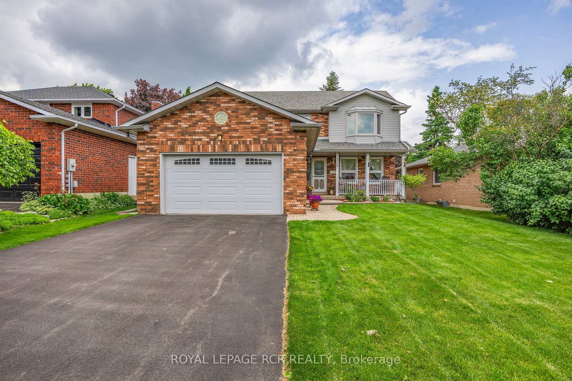 Photo 1 of 39 Passmore Avenue, Orangeville — HOMEH