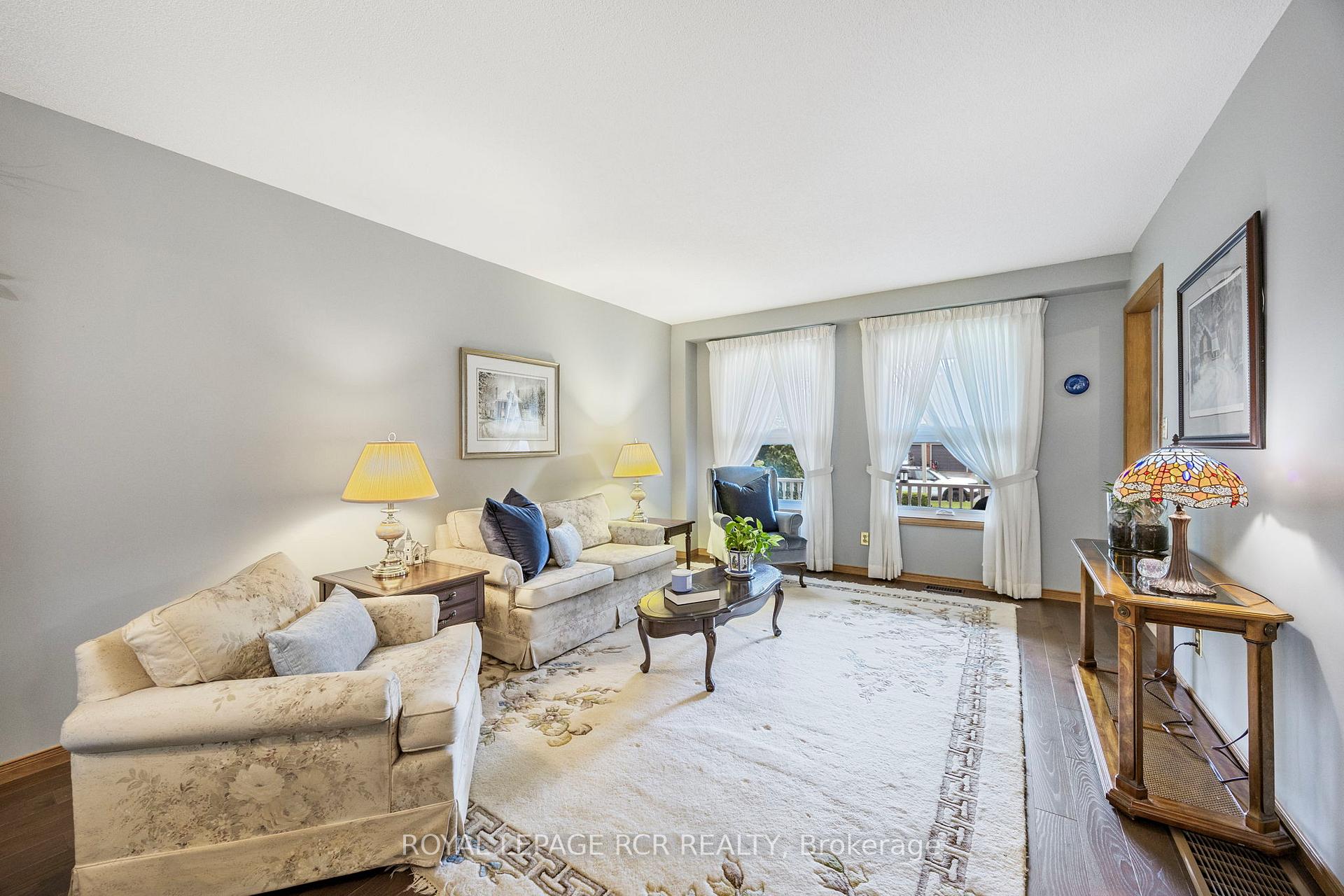 Photo 11 of 39 Passmore Avenue, Orangeville — HOMEH