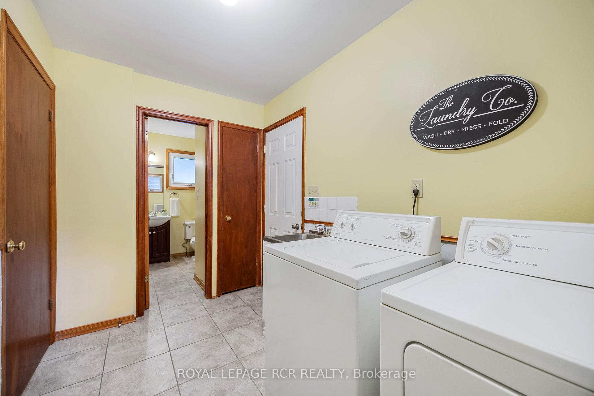 Photo 14 of 39 Passmore Avenue, Orangeville — HOMEH