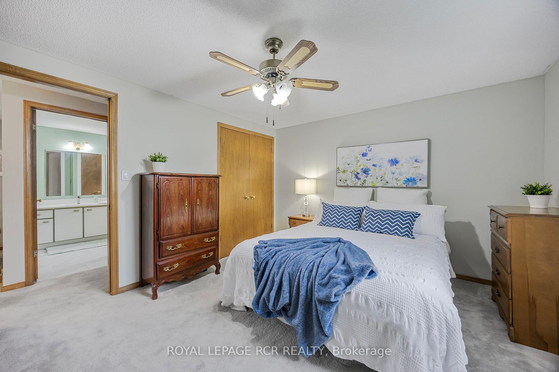 Photo 21 of 39 Passmore Avenue, Orangeville — HOMEH