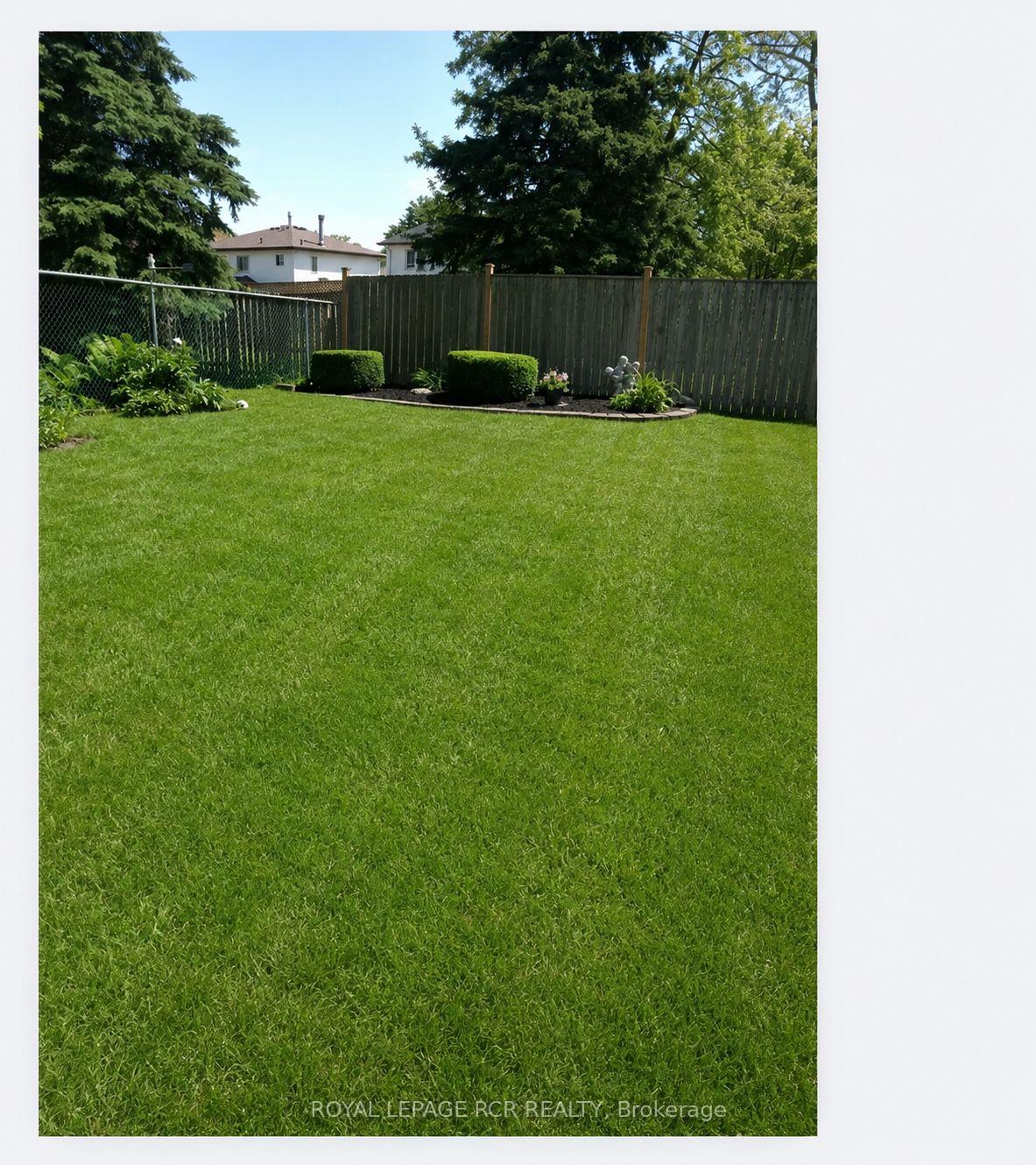 Photo 37 of 39 Passmore Avenue, Orangeville — HOMEH