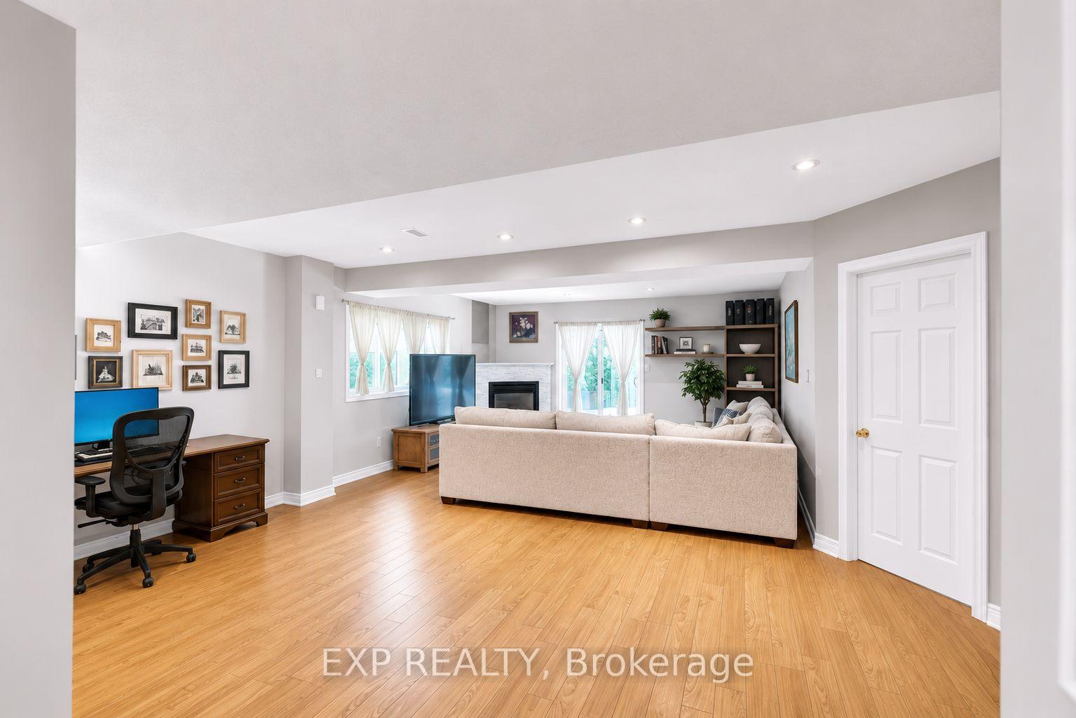 Photo 24 of 16 Downing Street, Hamilton, Binbrook — HOMEH