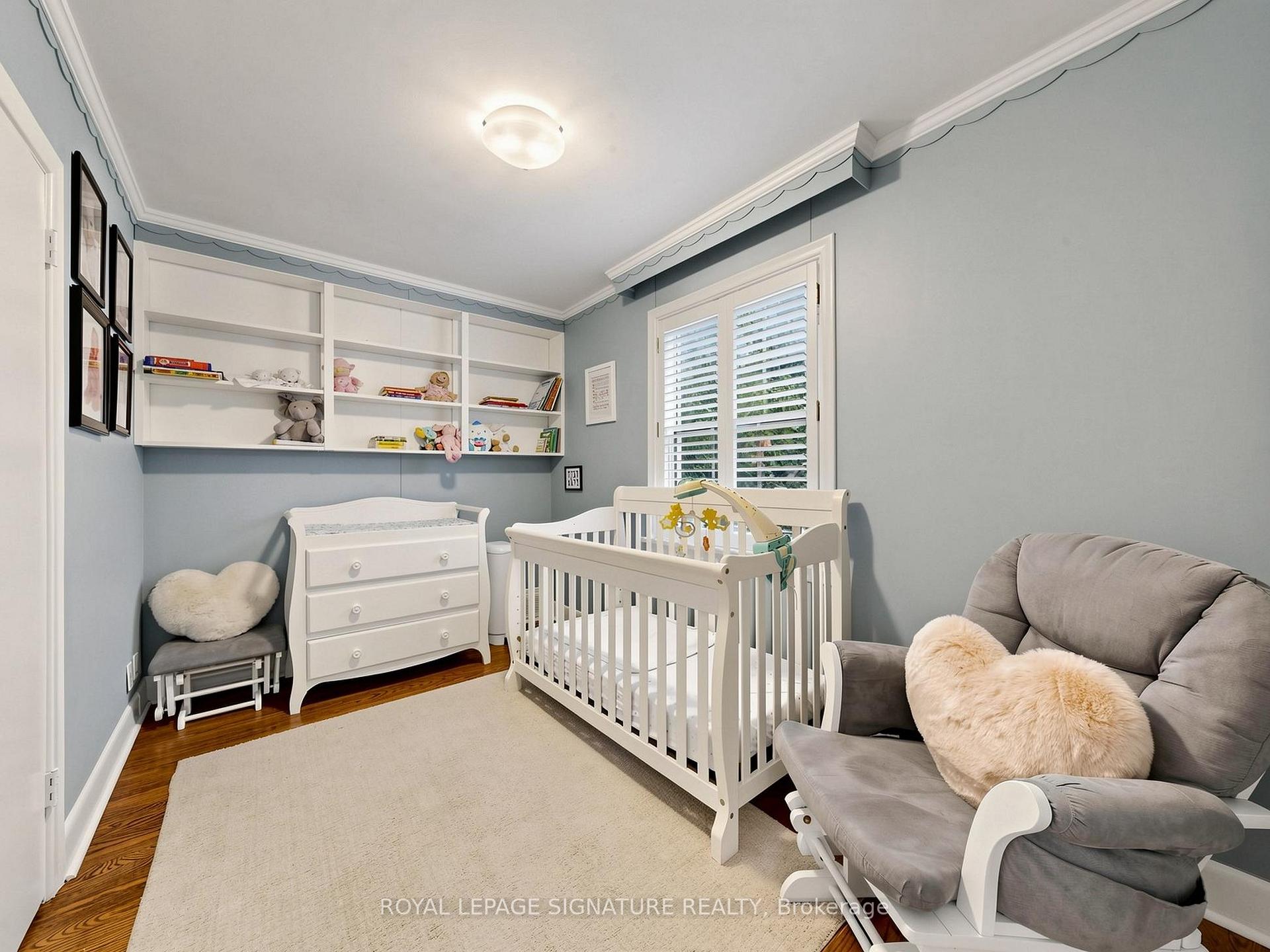 Photo 14 of 46 Brookview Drive, Toronto, Englemount-Lawrence — HOMEH