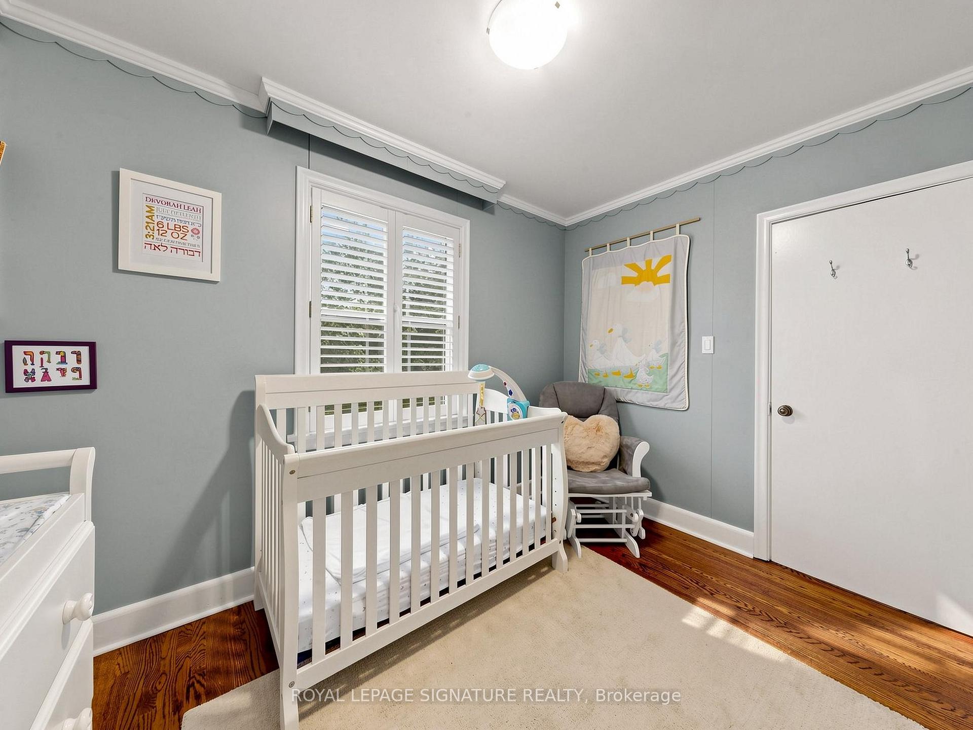 Photo 16 of 46 Brookview Drive, Toronto, Englemount-Lawrence — HOMEH