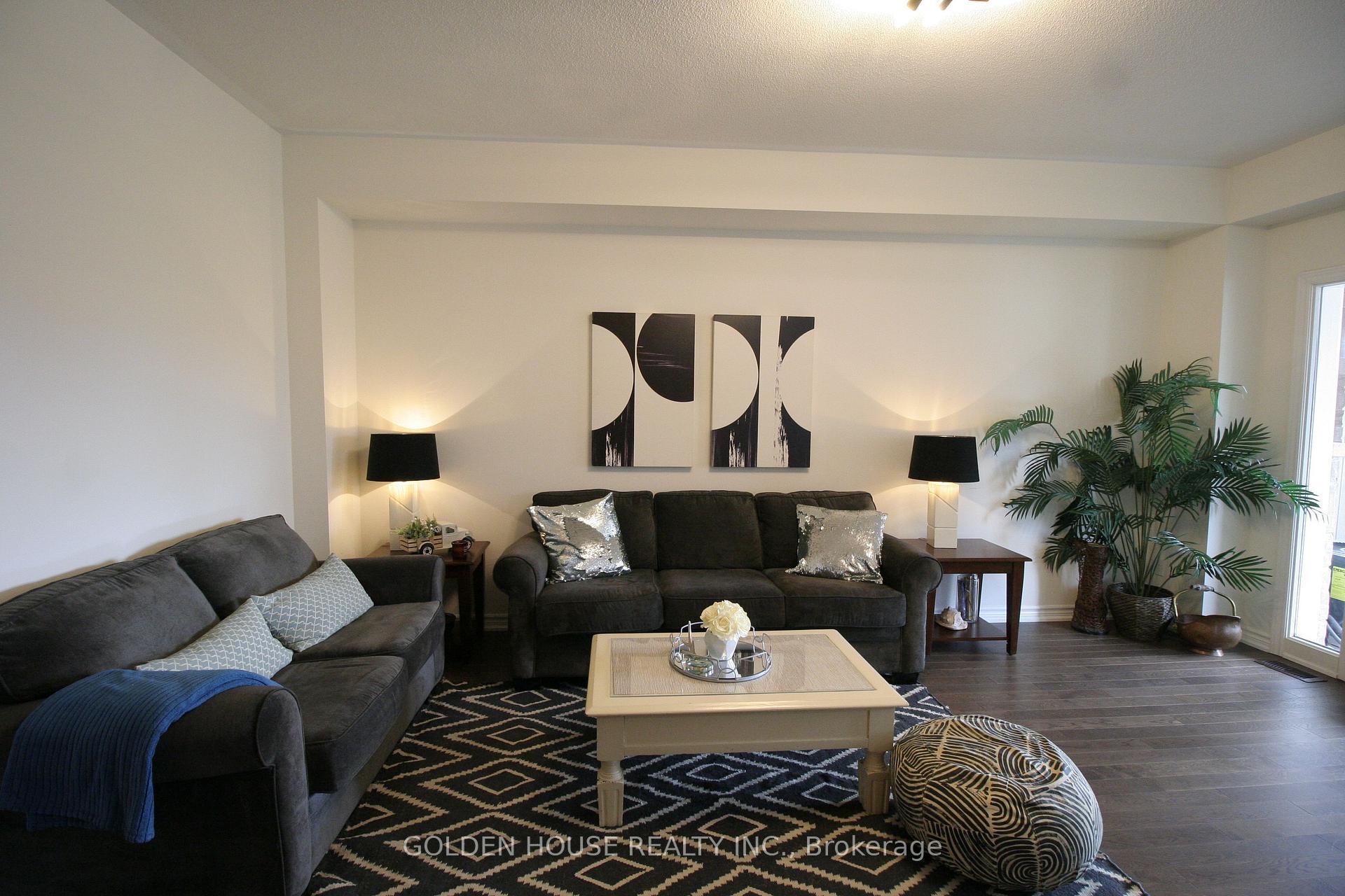 Photo 2 of Unit 402, 2540 William Jackson Drive, Pickering, Duffin Heights — HOMEH