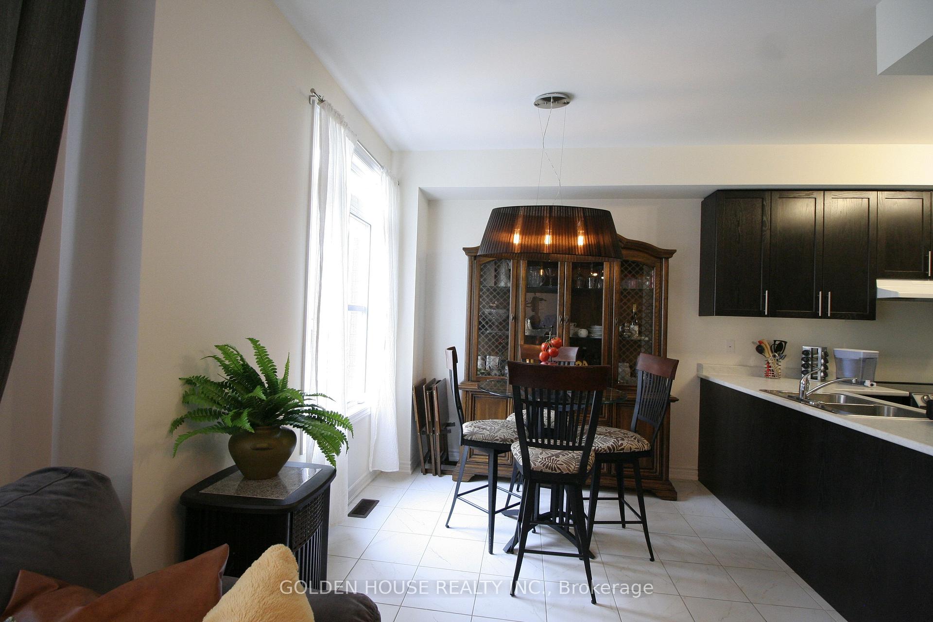 Photo 4 of Unit 402, 2540 William Jackson Drive, Pickering, Duffin Heights — HOMEH