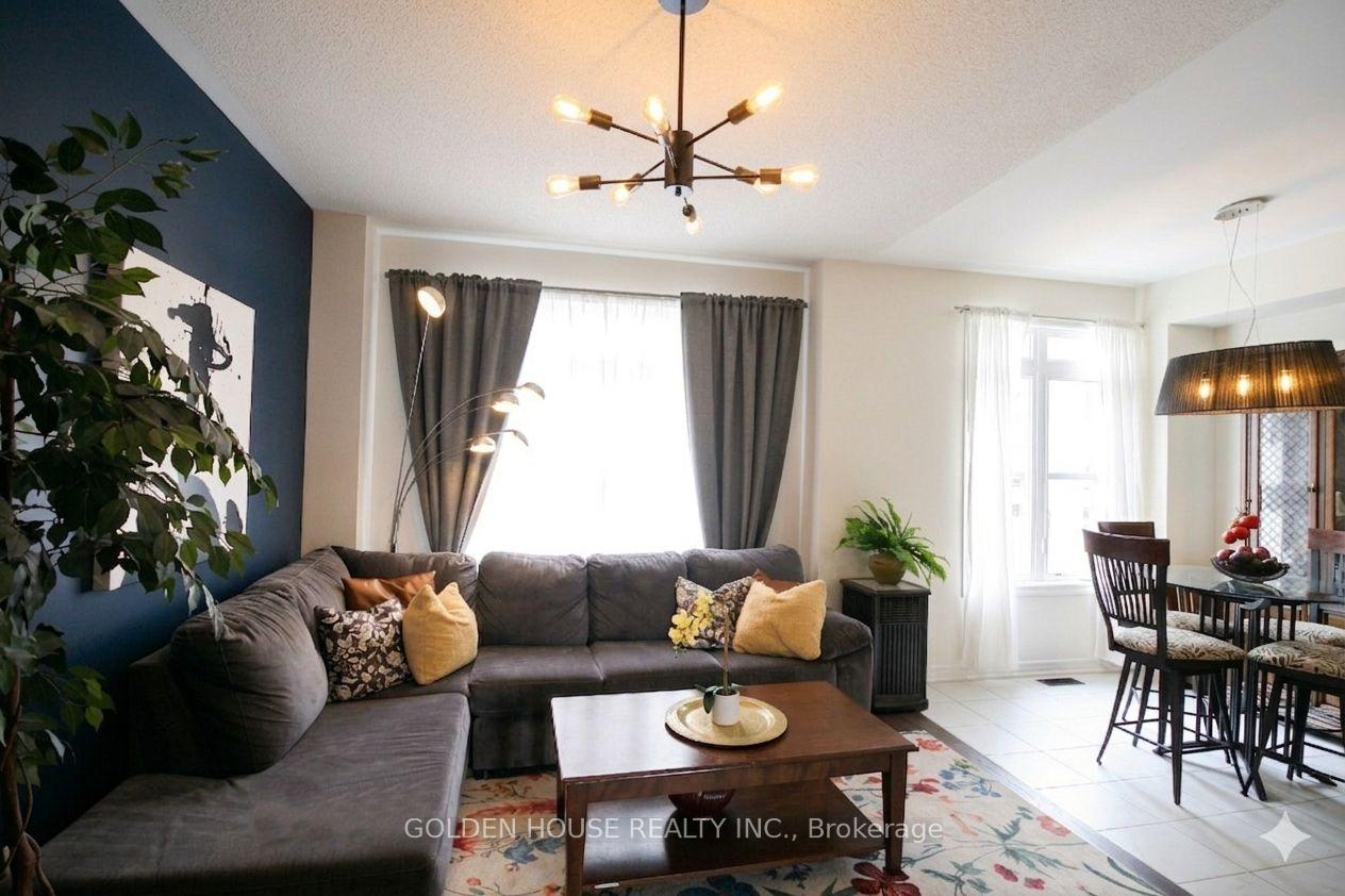 Photo 8 of Unit 402, 2540 William Jackson Drive, Pickering, Duffin Heights — HOMEH