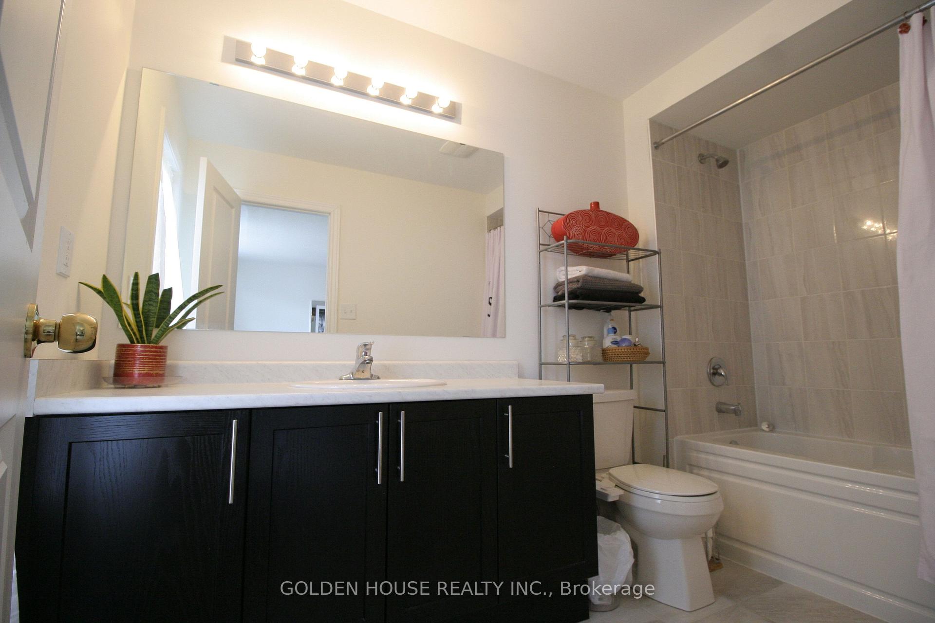Photo 11 of Unit 402, 2540 William Jackson Drive, Pickering, Duffin Heights — HOMEH